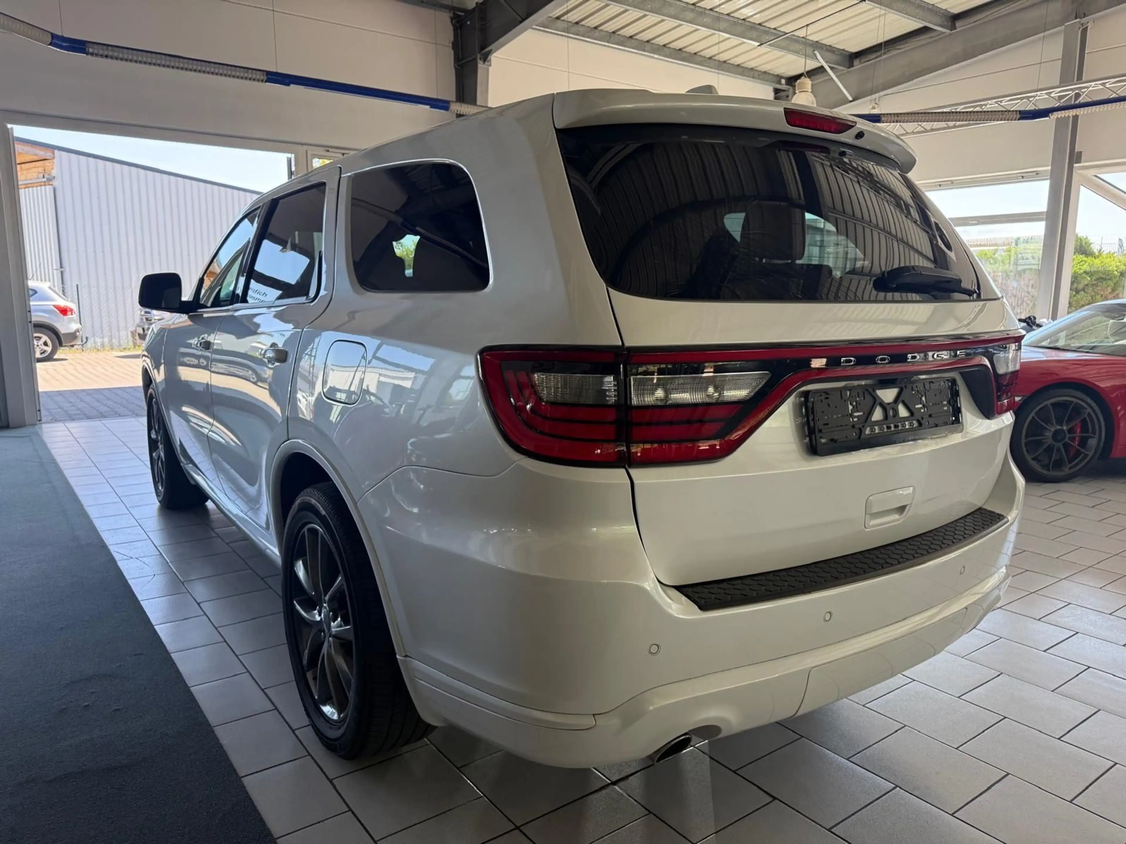Dodge Durango 5,7 R/T 7Sitz LPG Gas 8Gang 4x4 Facelift — photo 9