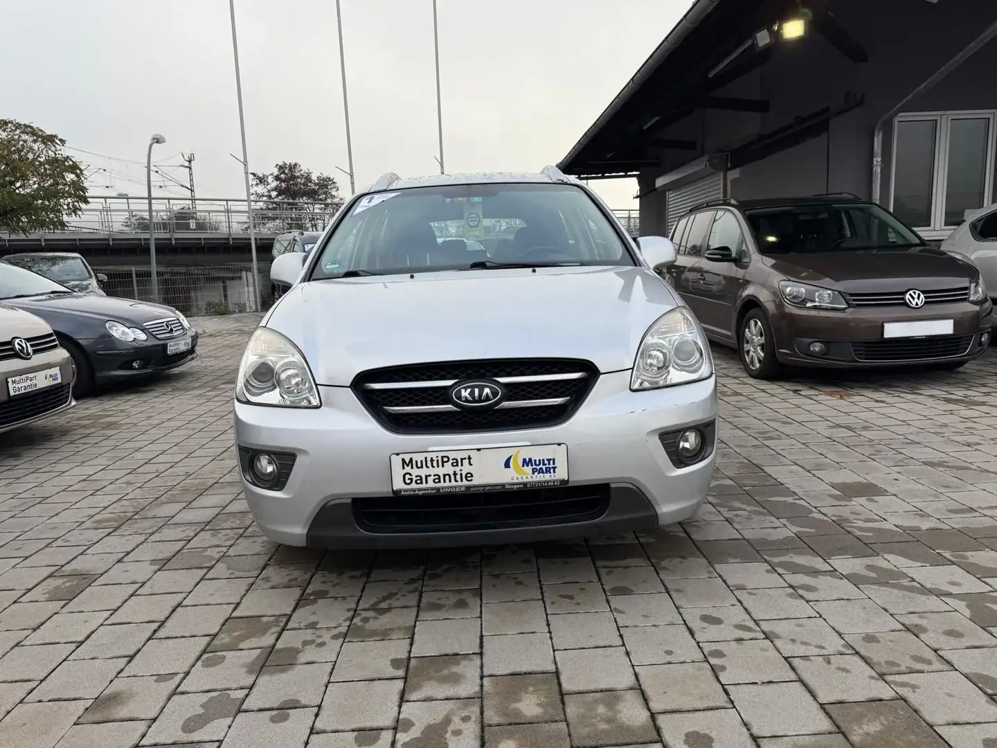 Kia Carens EX Silber - 2