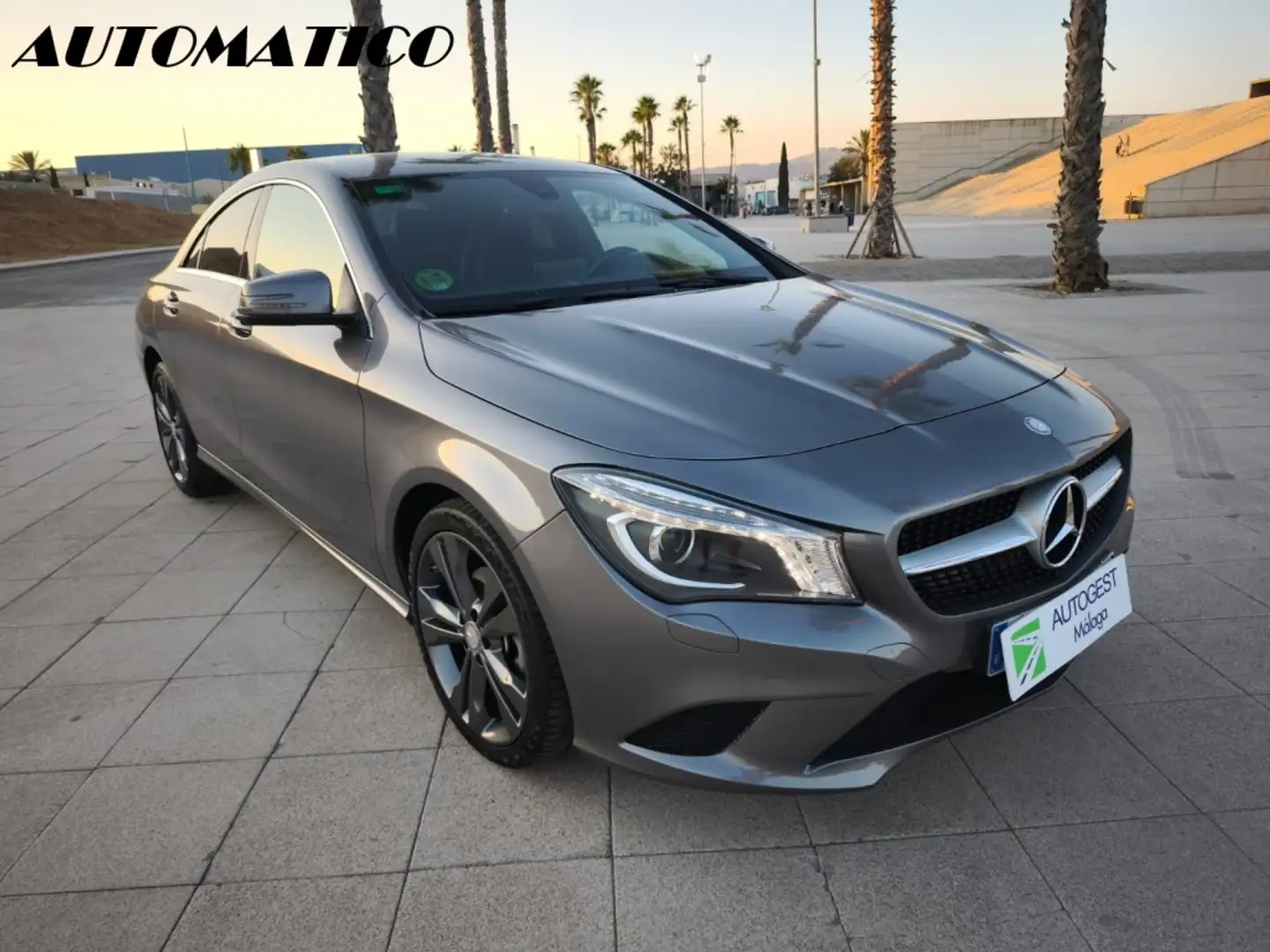 Mercedes-Benz CLA 220 220CDI 7G-DCT 177 Grau - 1