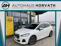 BMW 218 d Active Tourer Aut.!M-SPORT,NAVI,LED,KAMERA,PANO! Weiß - thumbnail 1