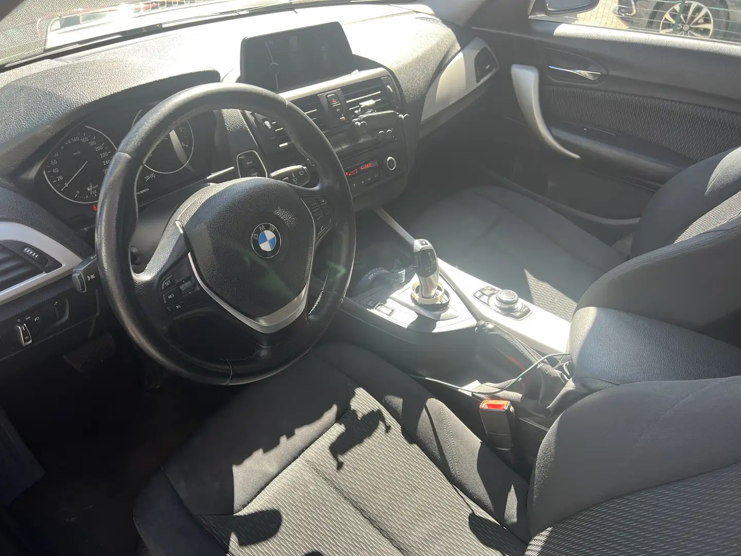 BMW 118 118d 5p Business - 2