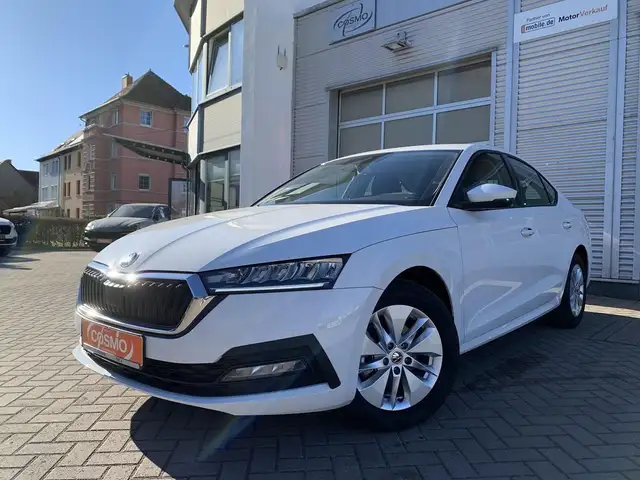 Skoda Octavia 1.5TSI Amb Winterpaket+digit.Display+PDC