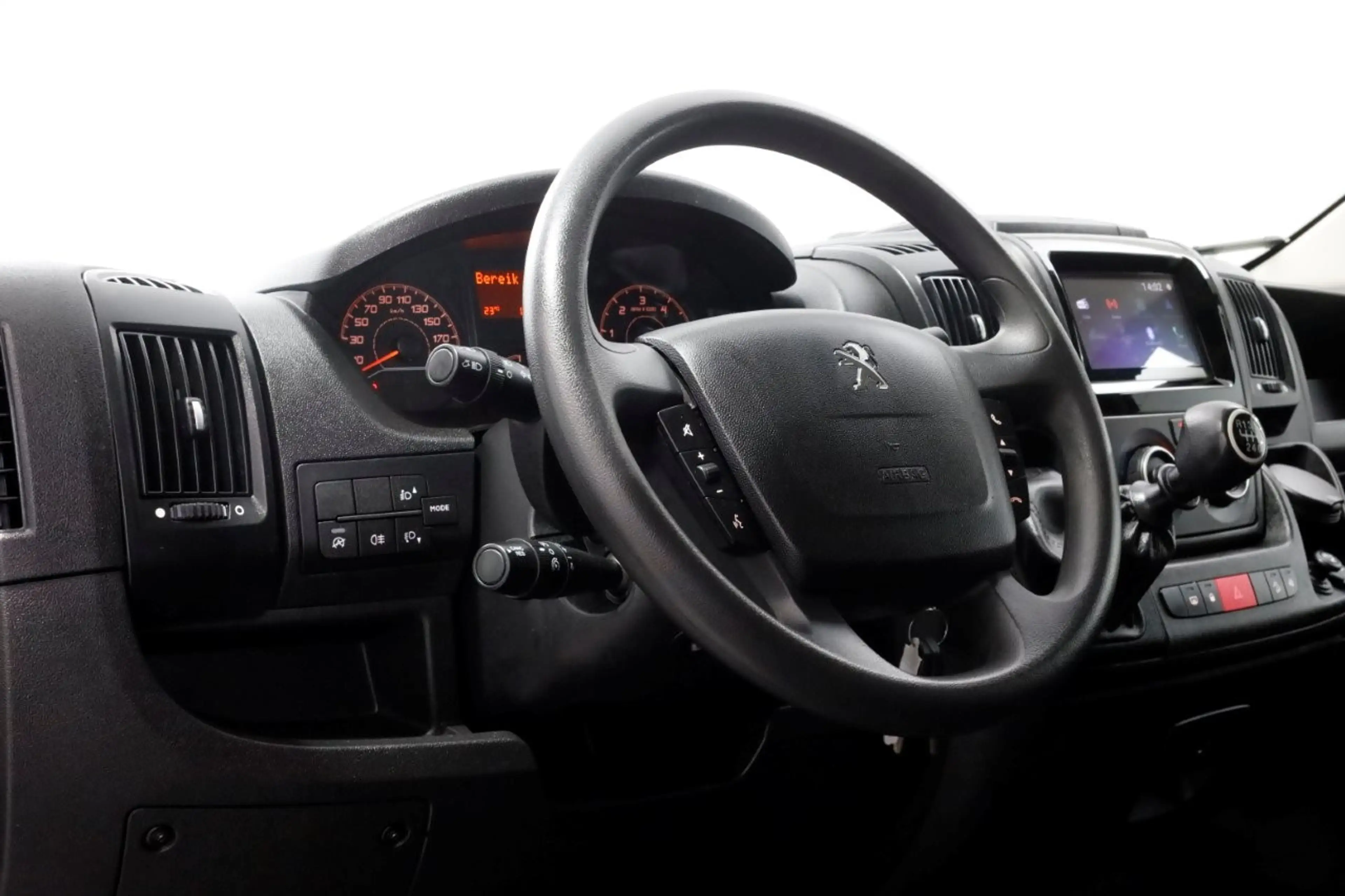 Peugeot Boxer 335 2.2 BlueHDi 140pk L3H3 Premium Airco/Camera 05 — photo 12