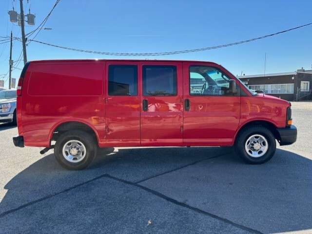 2016 Chevrolet Express 2500 Cargo Van
