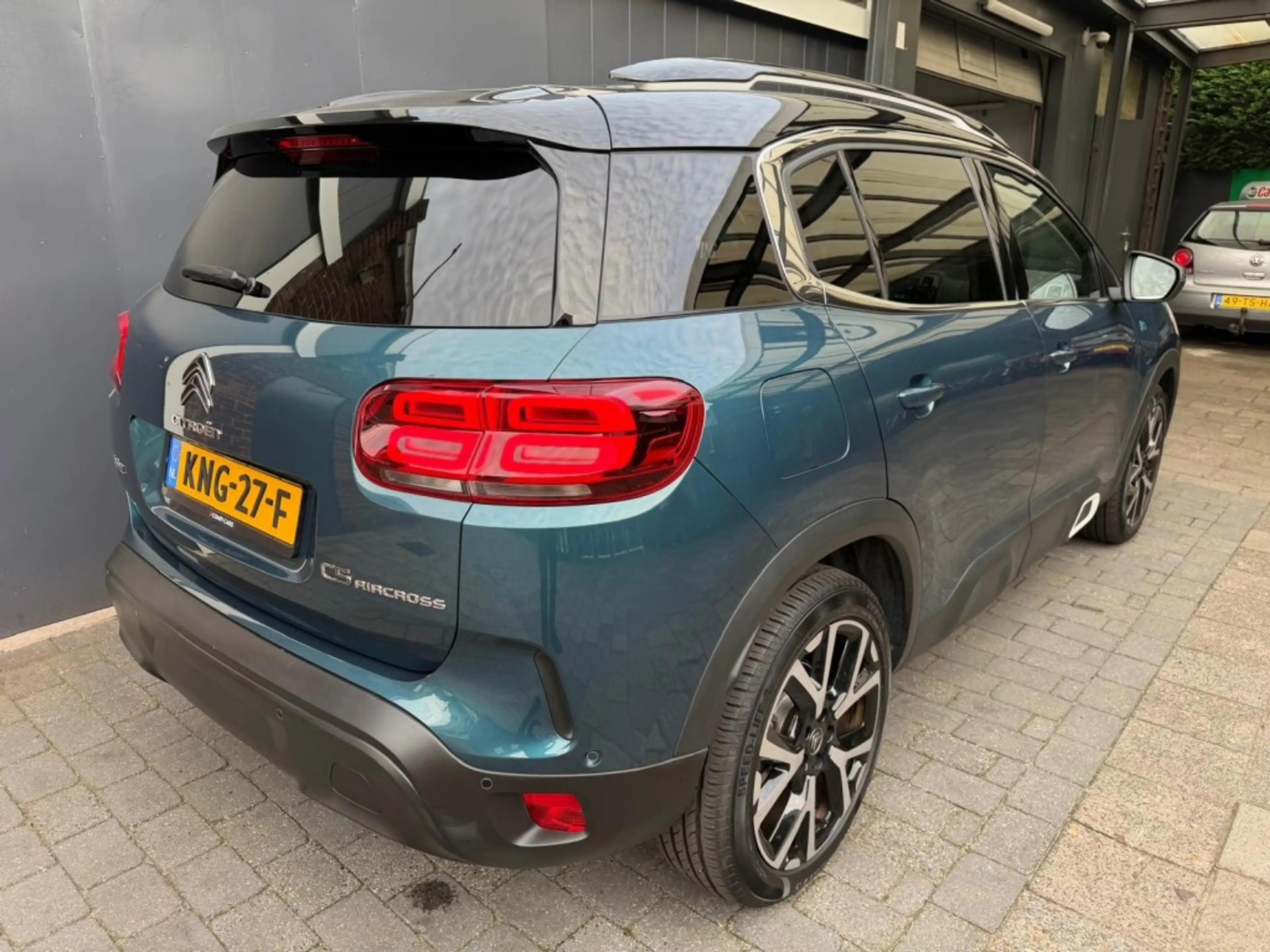 Citroen C5 Aircross 1.6 Hybrid Plug-in 225 Shine — photo 4