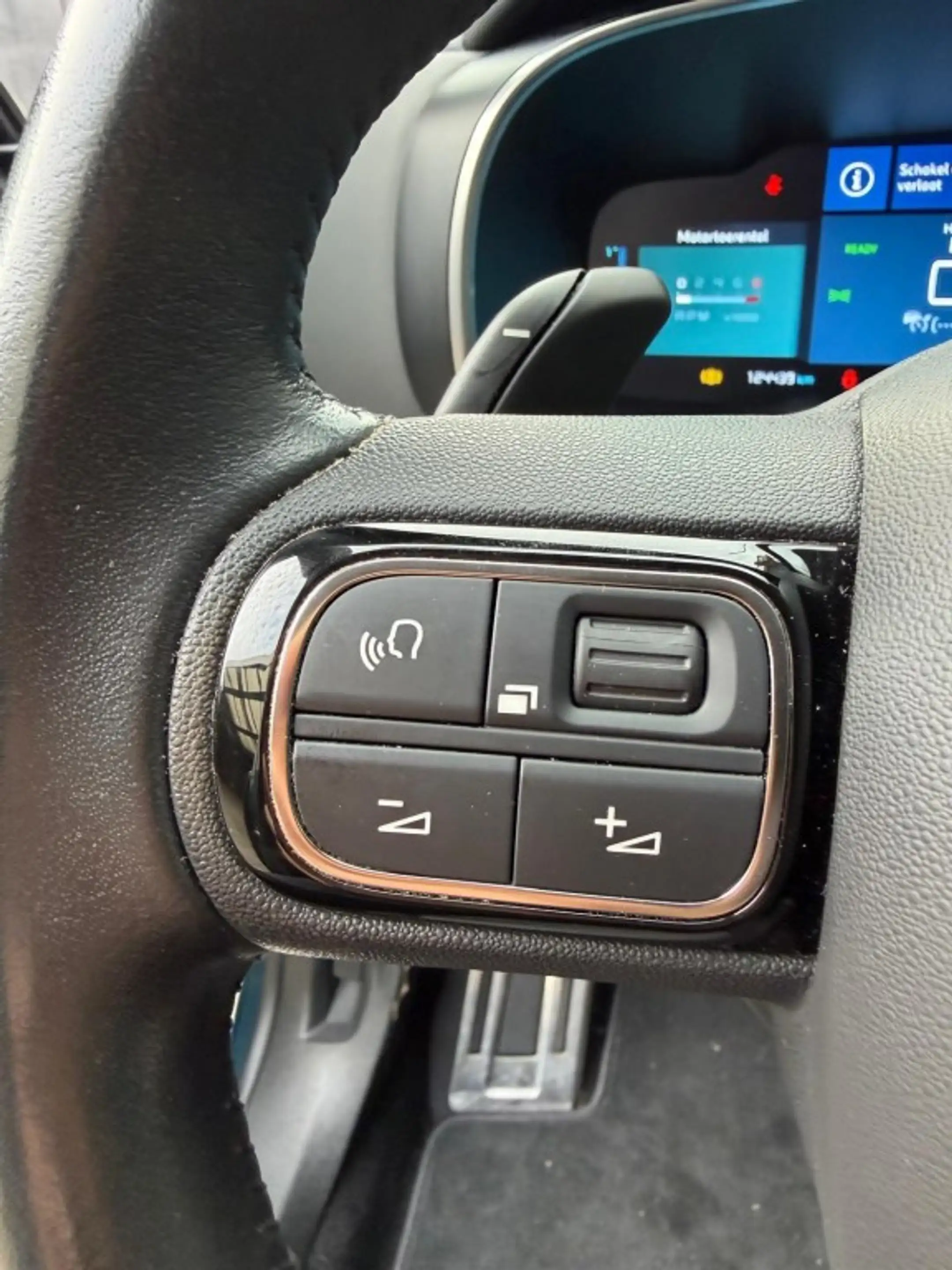 Citroen C5 Aircross 1.6 Hybrid Plug-in 225 Shine — photo 13