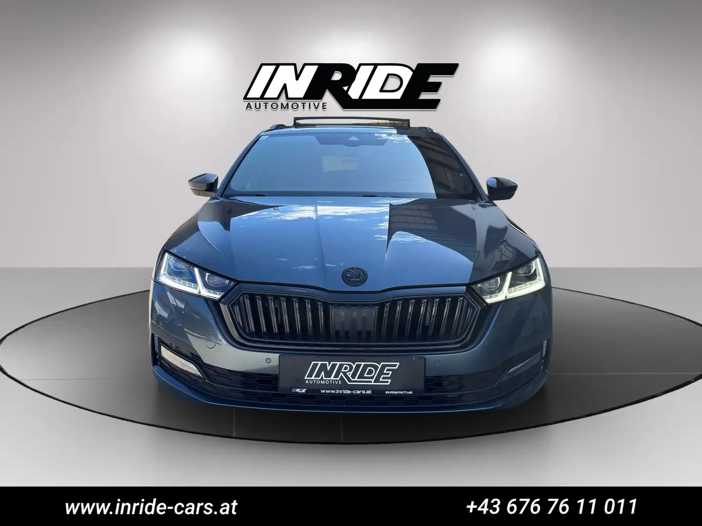 Skoda Octavia DSG*Sportline*Panorama*Canton*Anhänger*KEYLESS Grau - 2