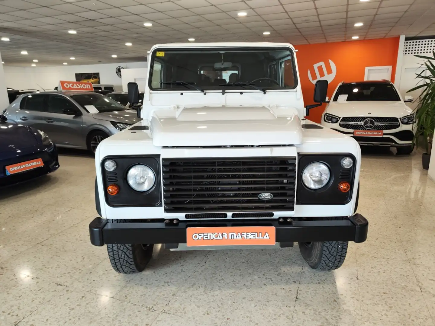 Land Rover Defender 110 SW E Blanco - 2