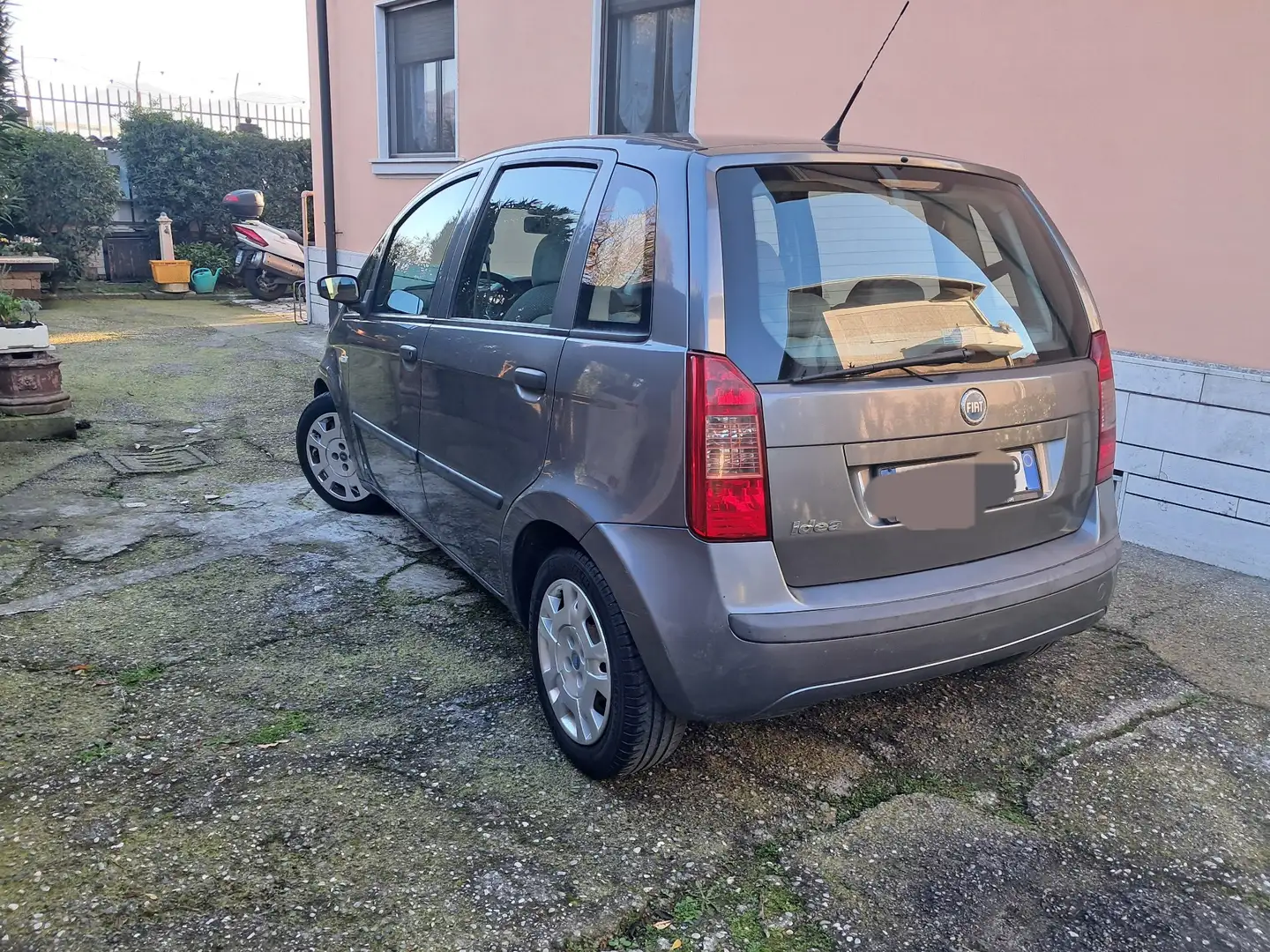 Fiat Idea 1.4 16v Dynamic benzina - 1