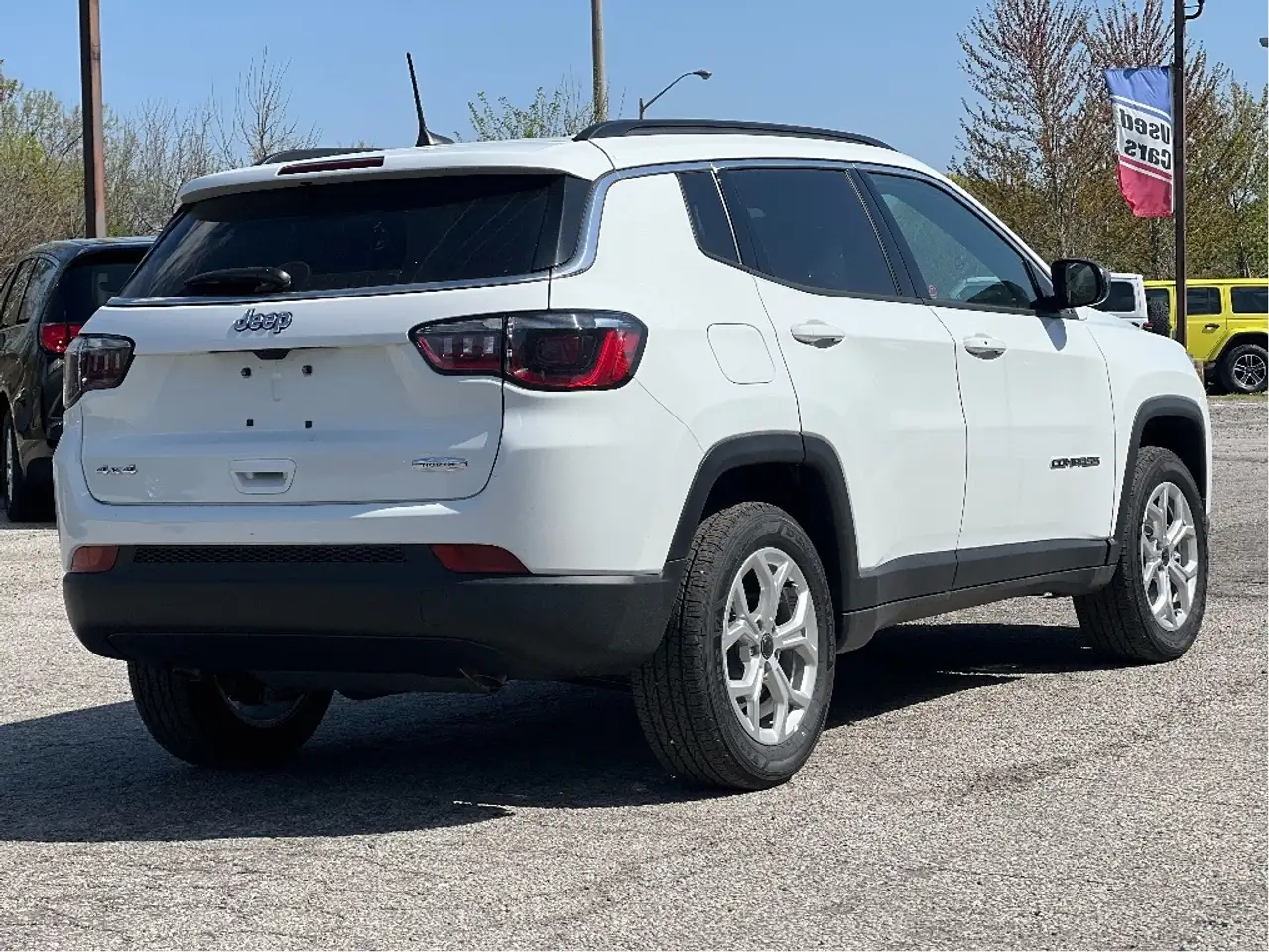 Jeep Compass photo Jeep Compass