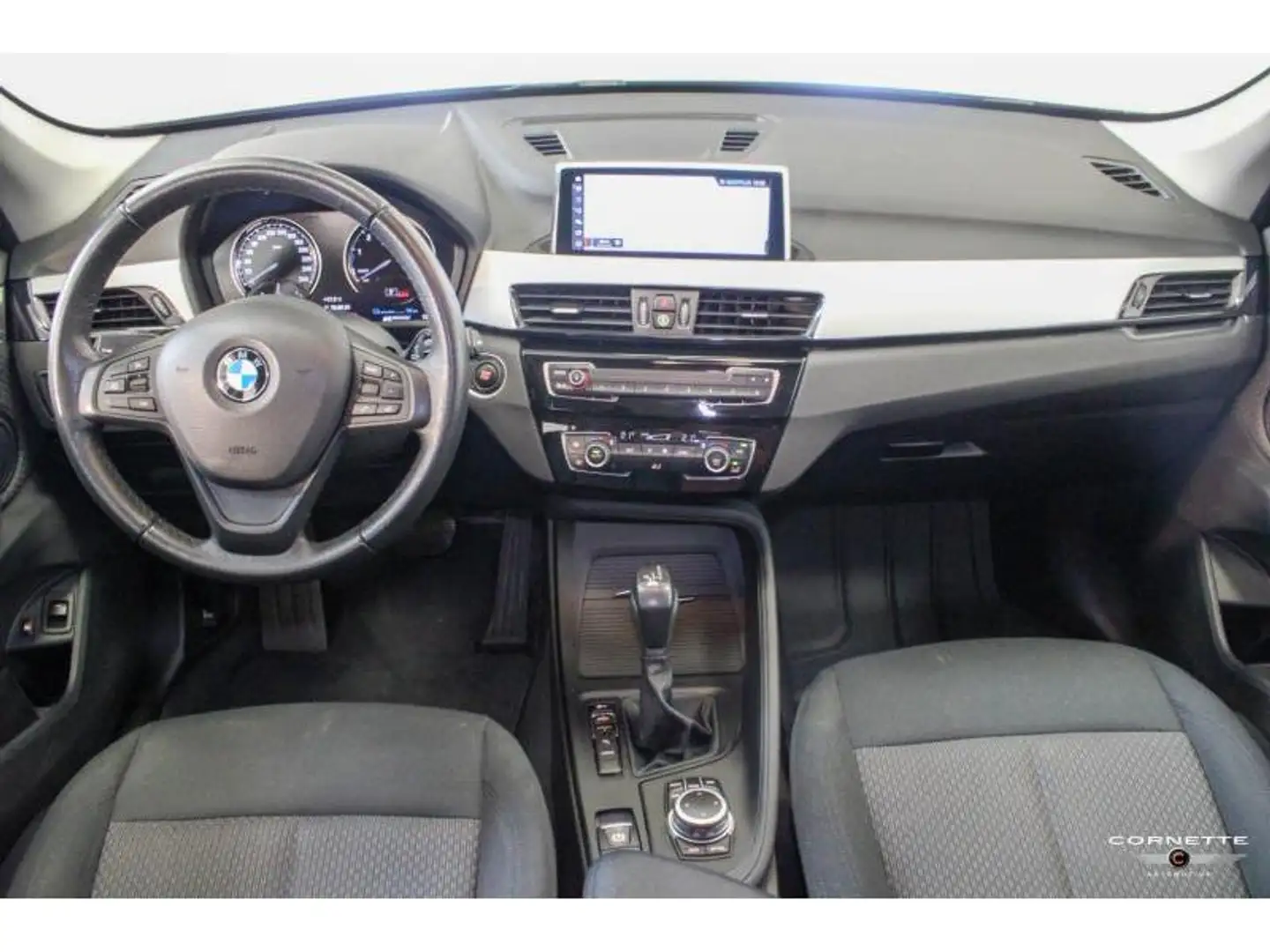 BMW X1 1.5 xDrive25e Zwart - 2
