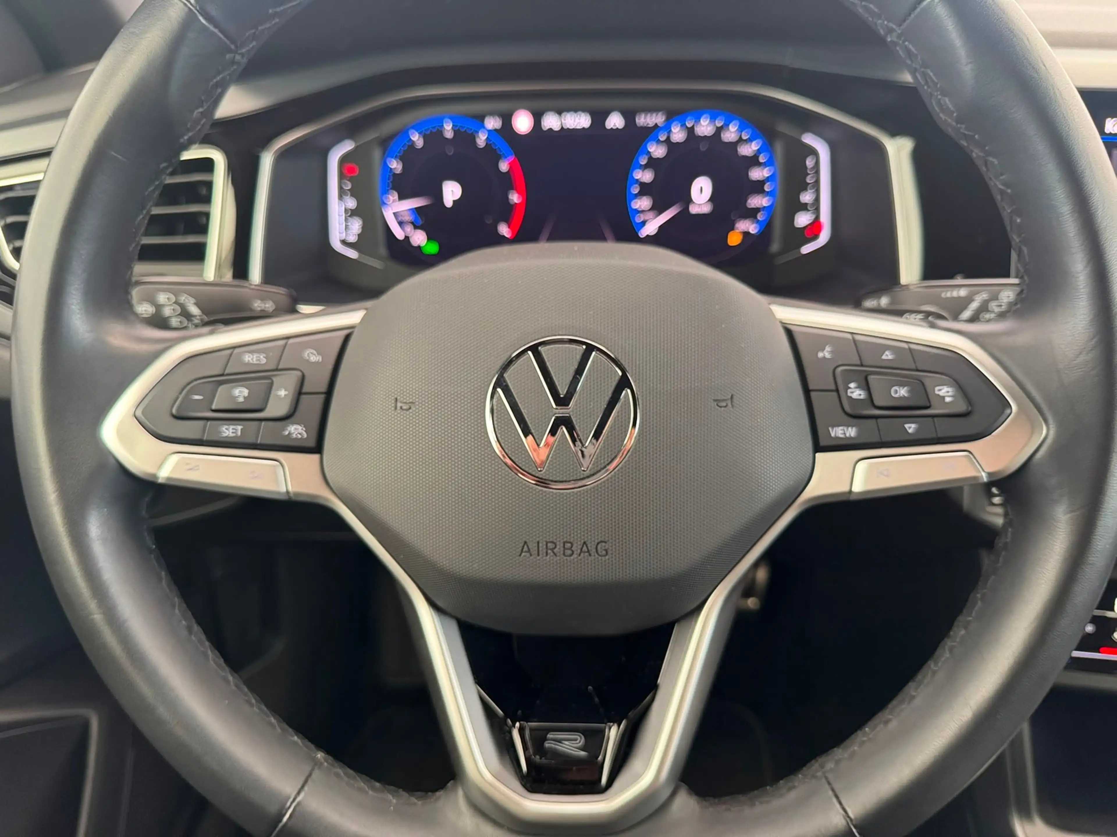 Volkswagen Taigo R-Line 1.5TSI DSG+KAMERA+MATRIX+SIDE+ACC+NAVI — photo 9