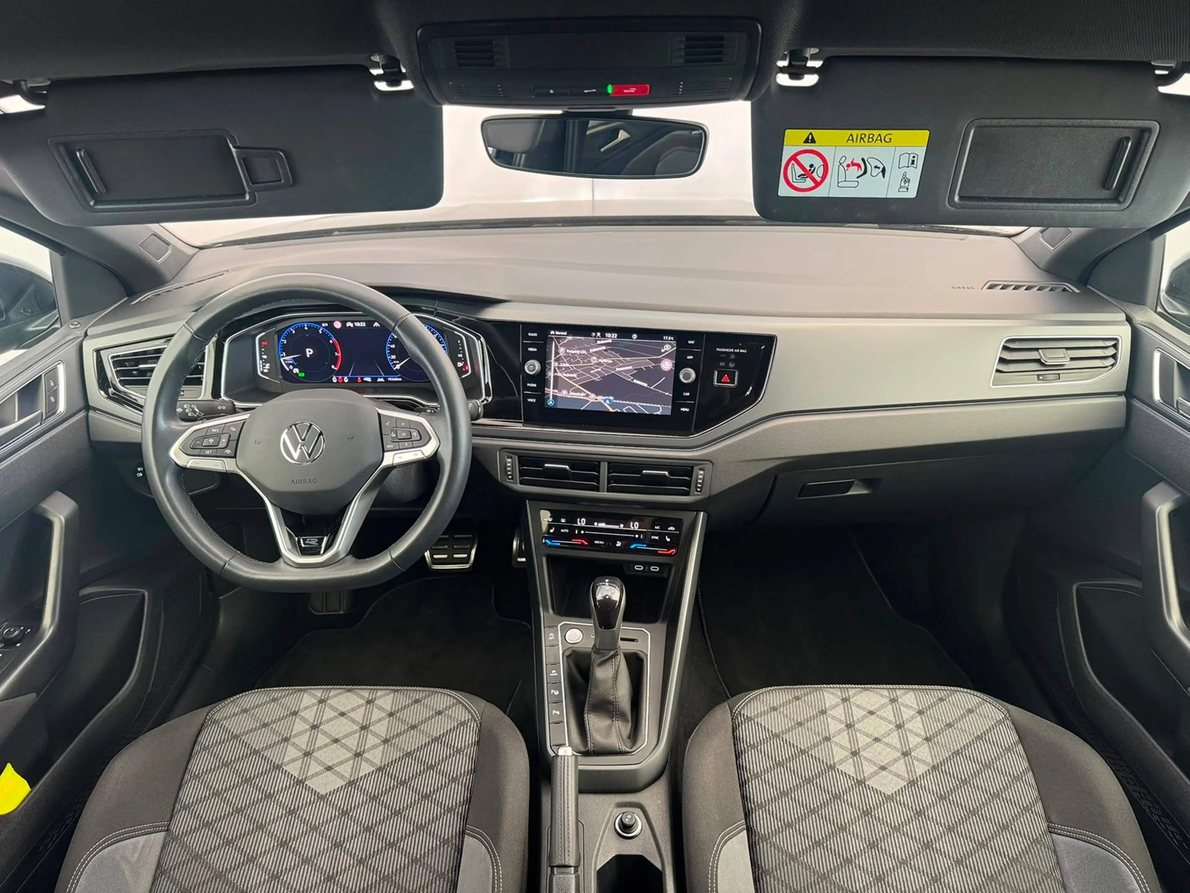 Volkswagen Taigo R-Line 1.5TSI DSG+KAMERA+MATRIX+SIDE+ACC+NAVI — photo 3