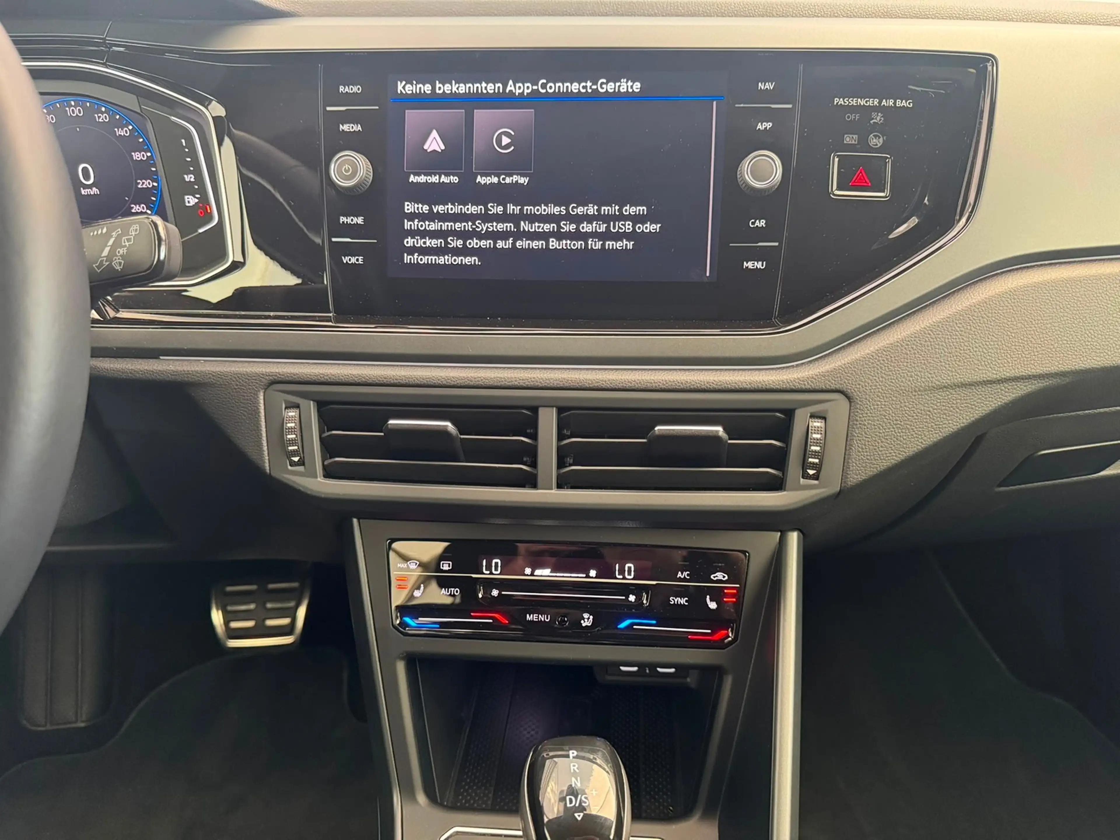Volkswagen Taigo R-Line 1.5TSI DSG+KAMERA+MATRIX+SIDE+ACC+NAVI — photo 5