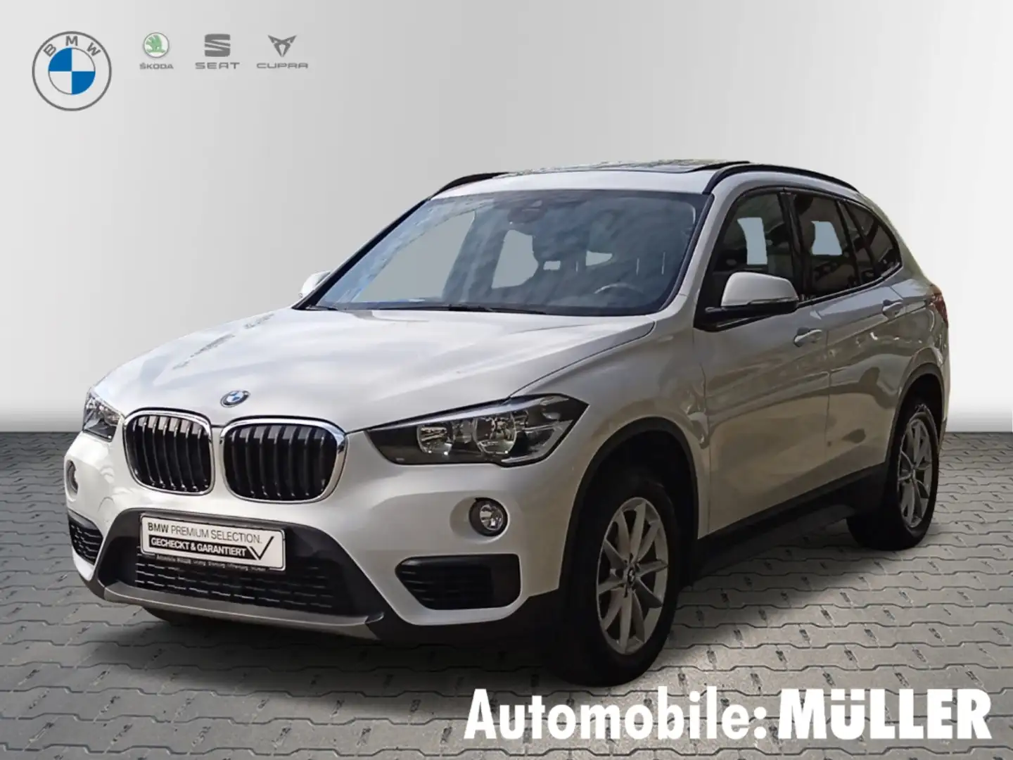 BMW X1 sDrive18i*AHK*Lenkradhzg.*HuD*Panorama* Weiß - 1