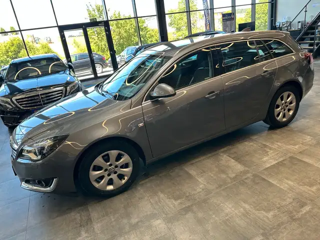 Opel Insignia view 24