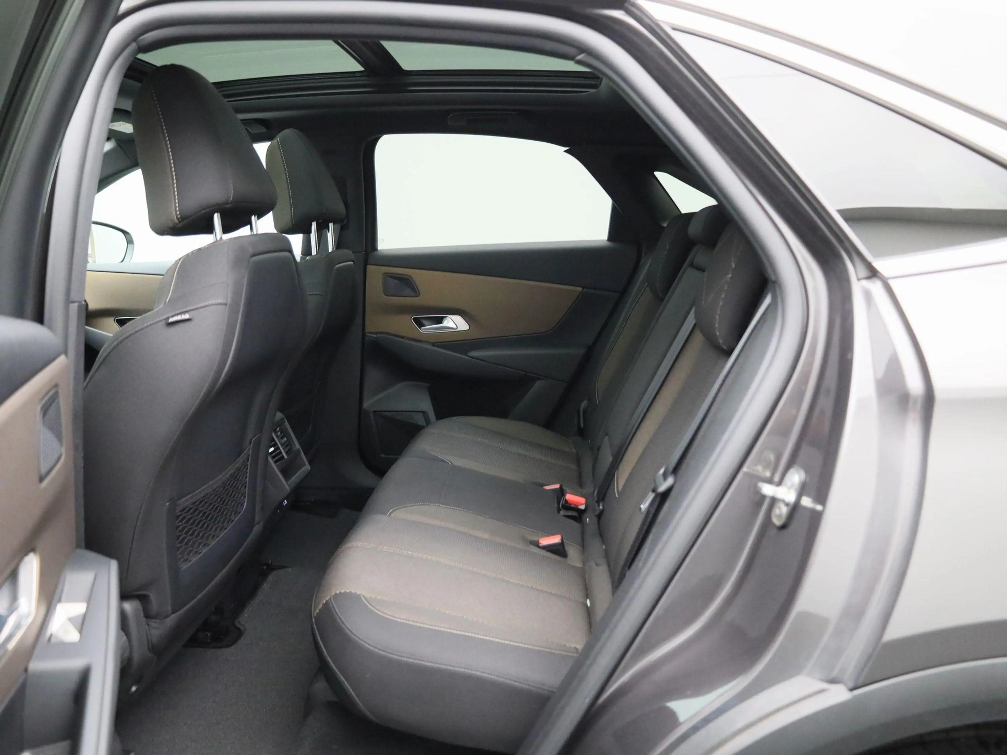 DS Automobiles DS 7 Crossback 1.5 BlueHDi 130 Automatic Bastille + — photo 10