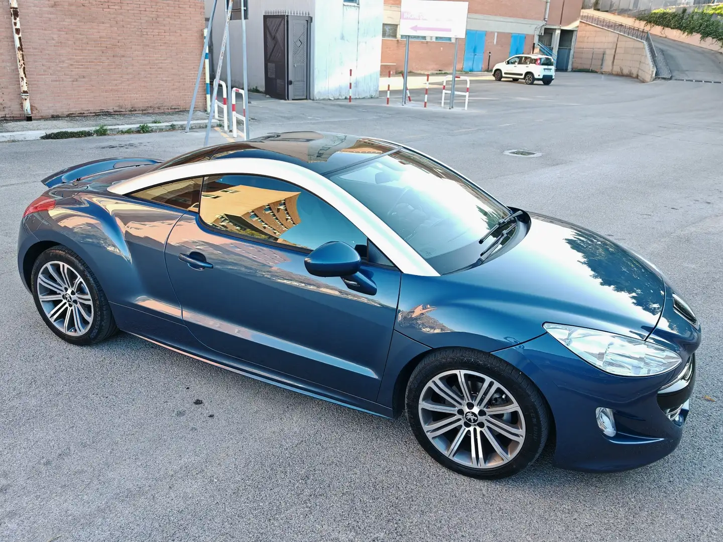 Peugeot RCZ 2.0 hdi 16v Asphalt 163cv Blu/Azzurro - 2