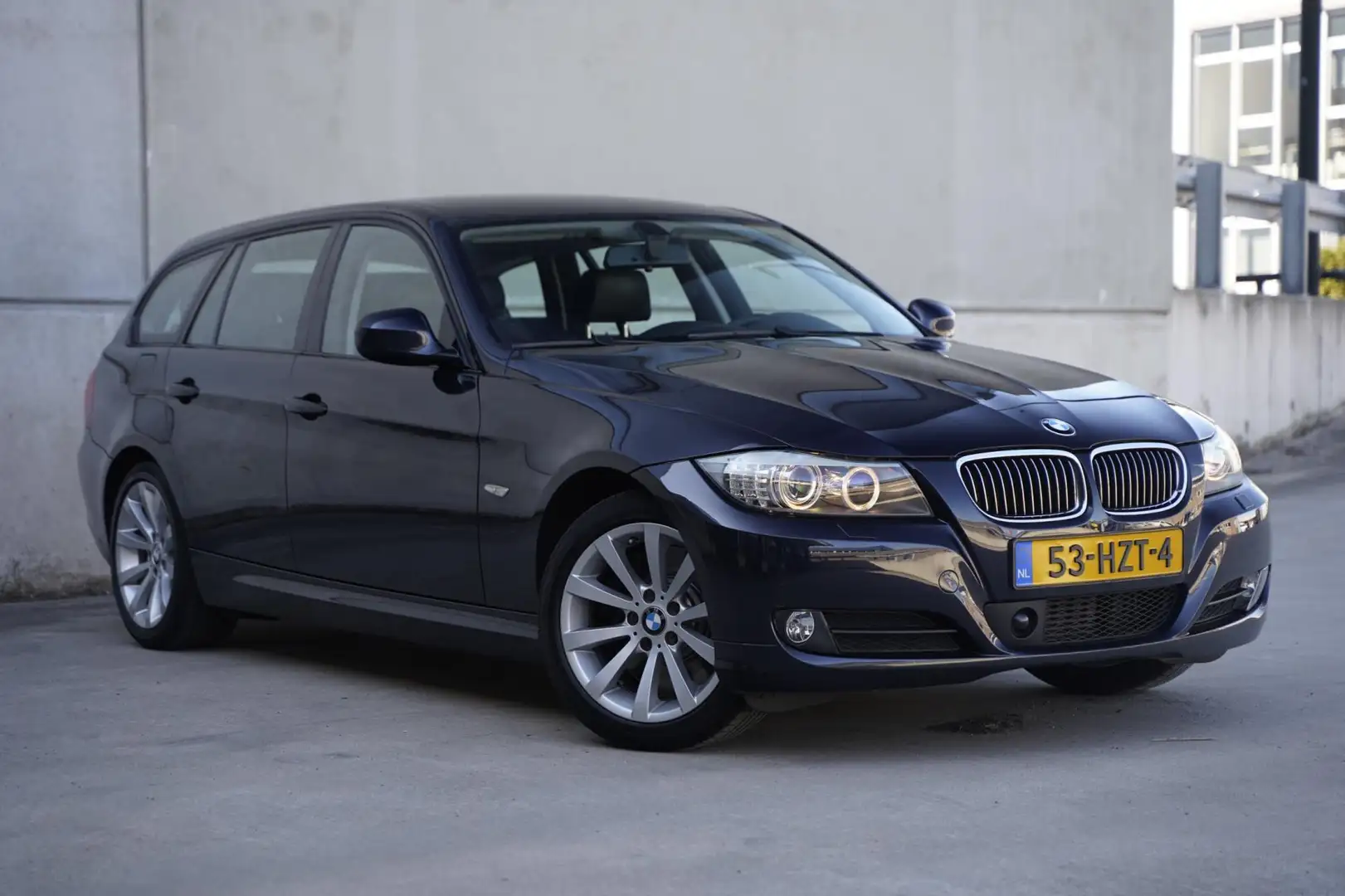 BMW 330 3-serie Touring 330xd Business Line, 1ste eigenaar Blauw - 2