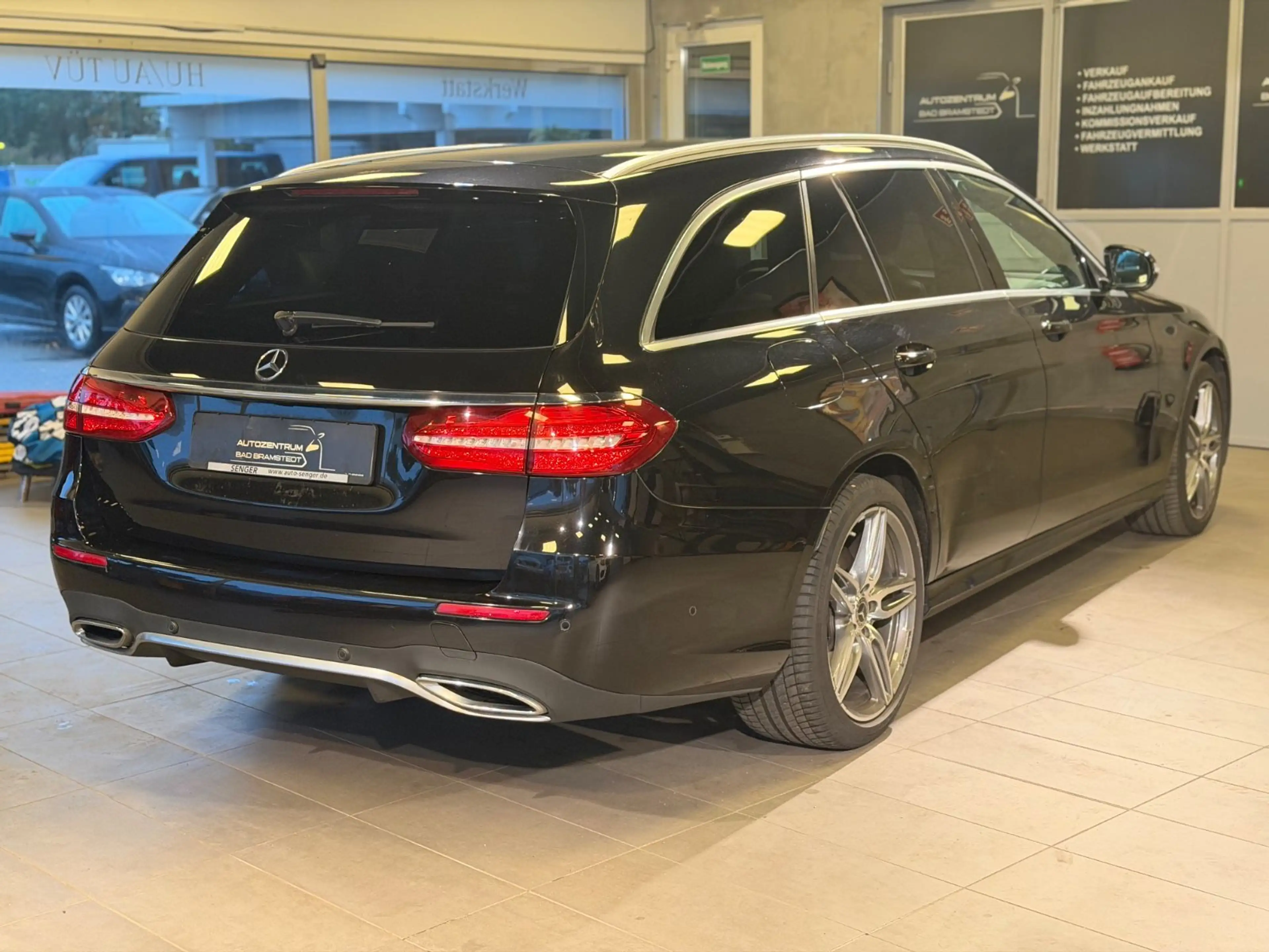 Mercedes-Benz E 350 d | AMG| DESIGNO|HEAD UP — photo 6