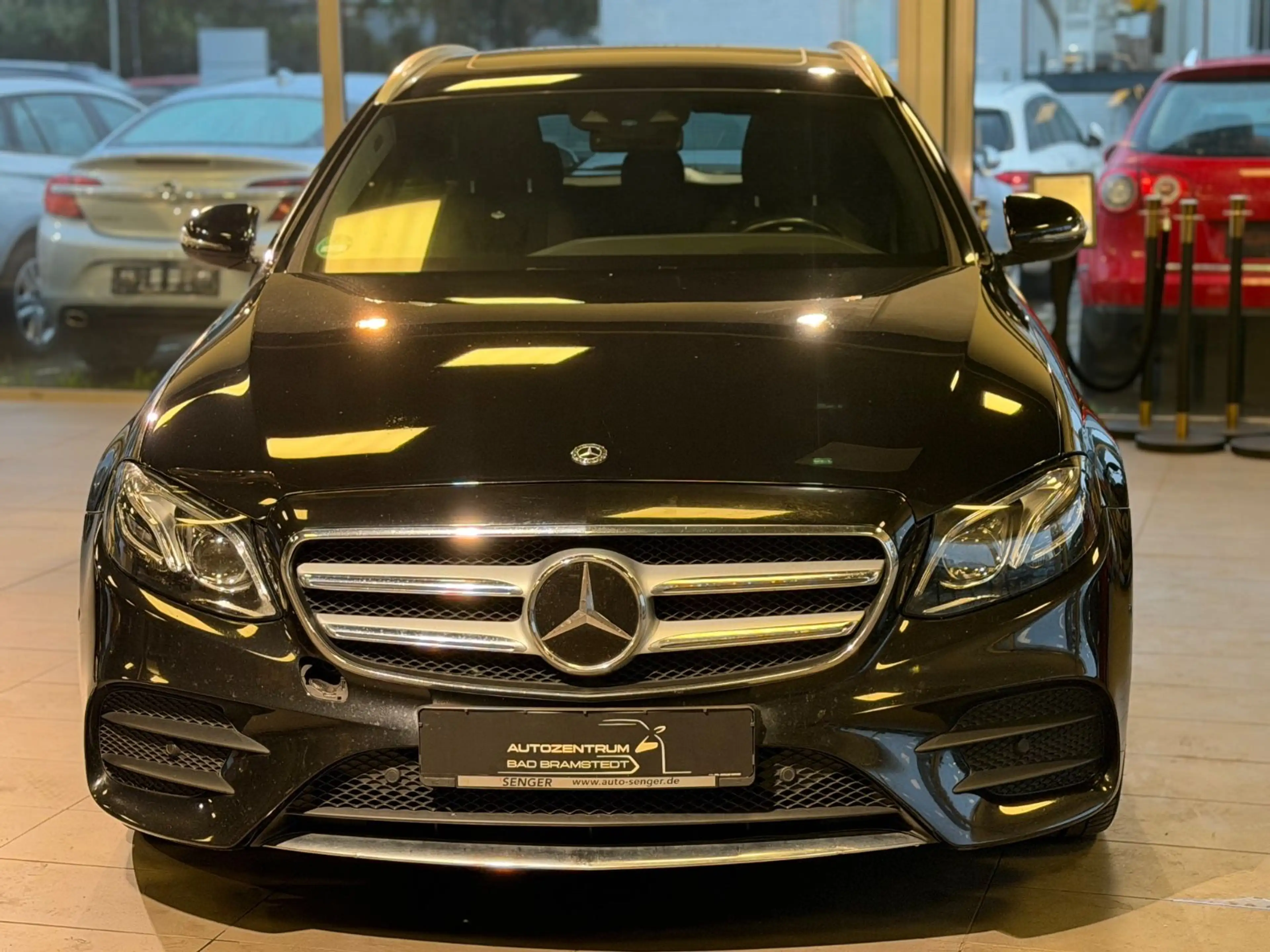 Mercedes-Benz E 350 d | AMG| DESIGNO|HEAD UP — photo 2