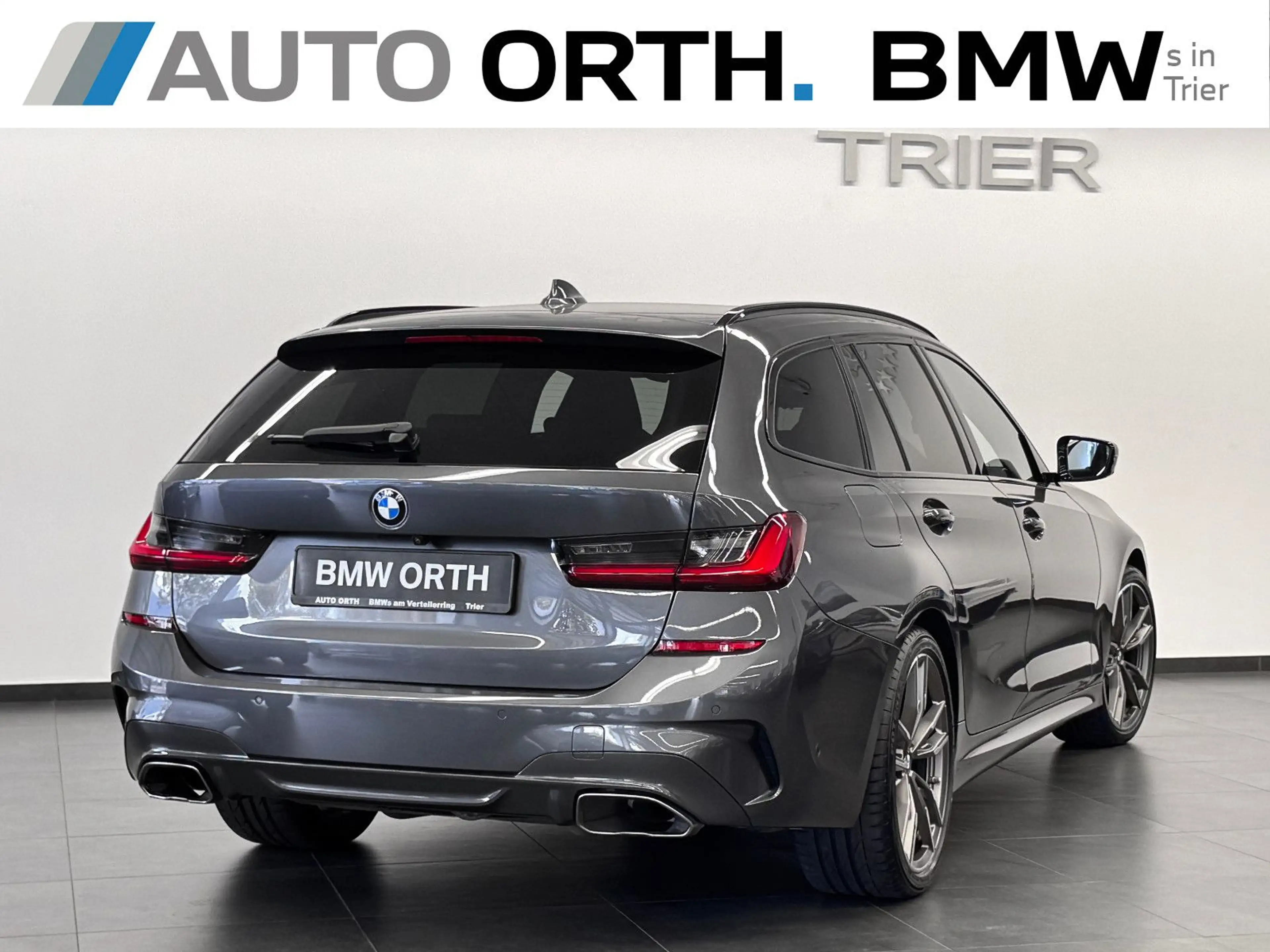 BMW 340 xDrive Touring LEDER HUD ST-HZG PANO AHK — photo 6