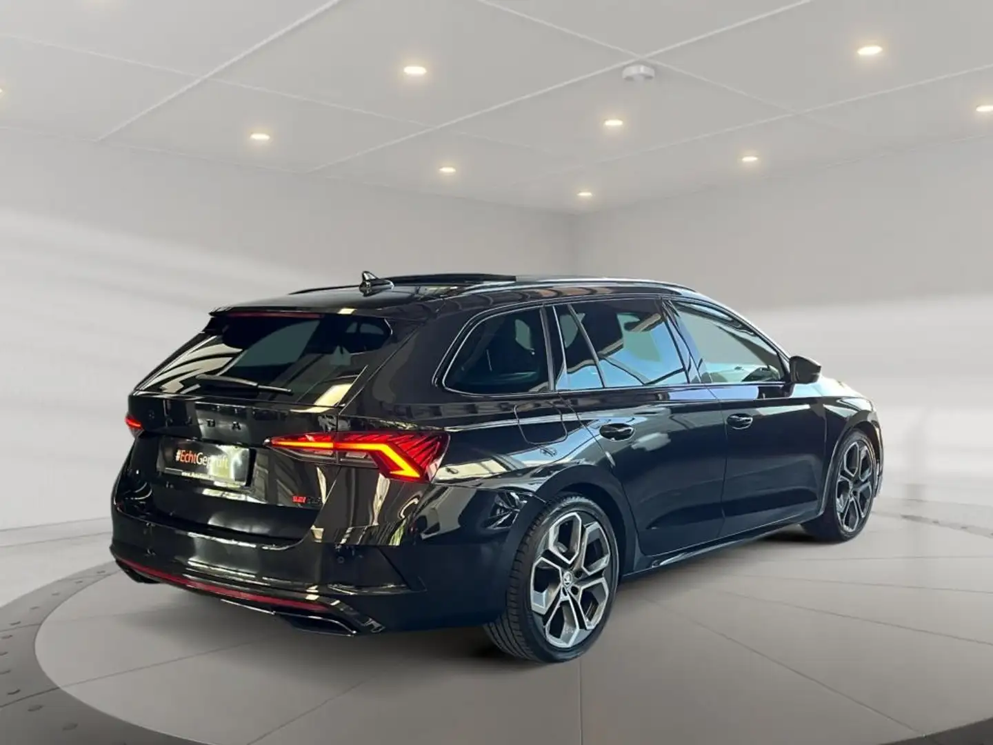 Skoda Octavia RS 2.0 TDI 4x4 **Navi+Pano+Kamera Negro - 2
