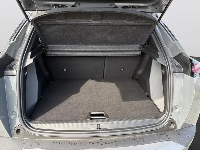 Peugeot 2008 view 7