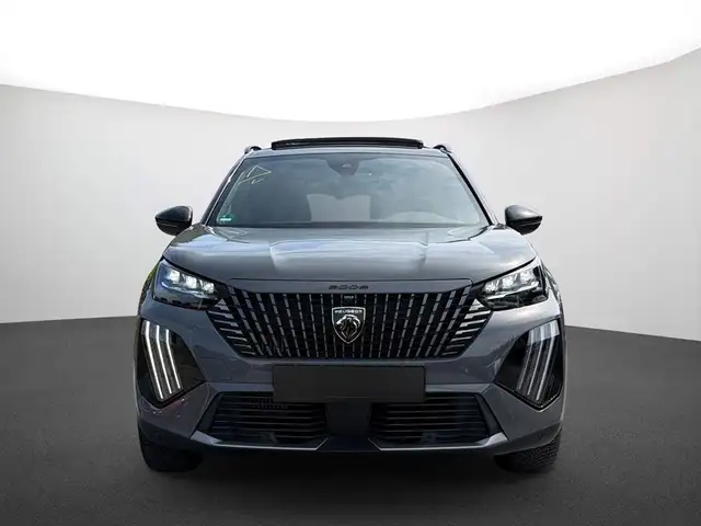 Peugeot 2008 view 2