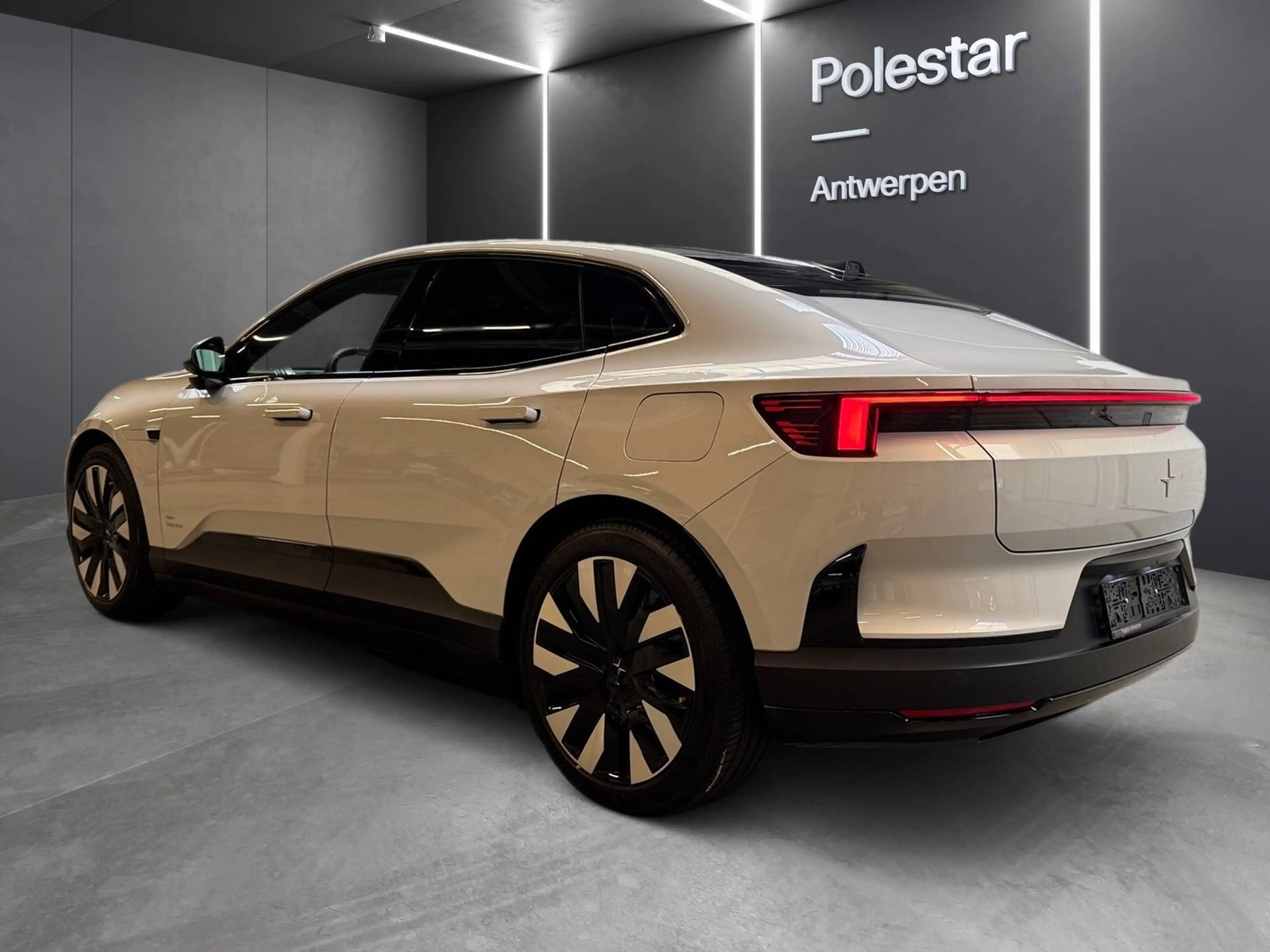Polestar 4 Polestar 4 100 kWh Long Range Single Motor Prime Pro — photo 4