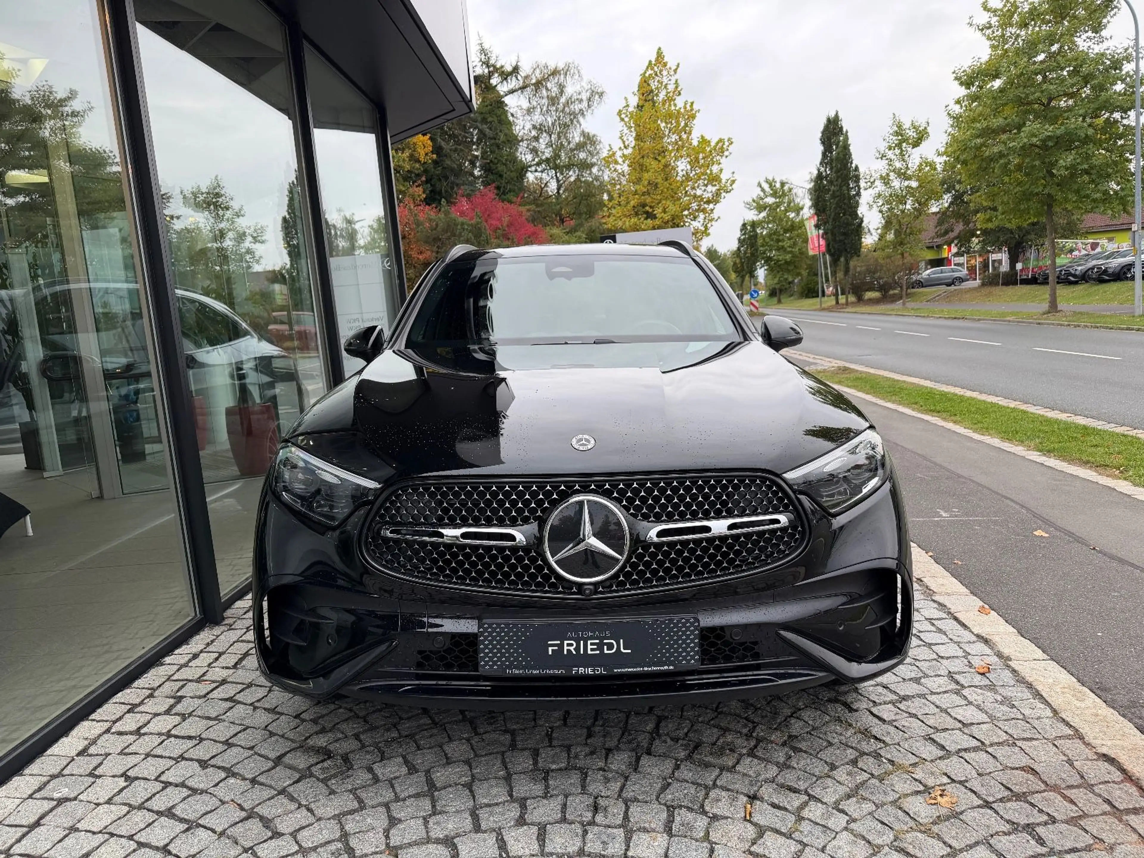 Mercedes-Benz GLC 220 d 4M AMG, NIGHT, AHK, Distro, Burmes, 20" — photo 7