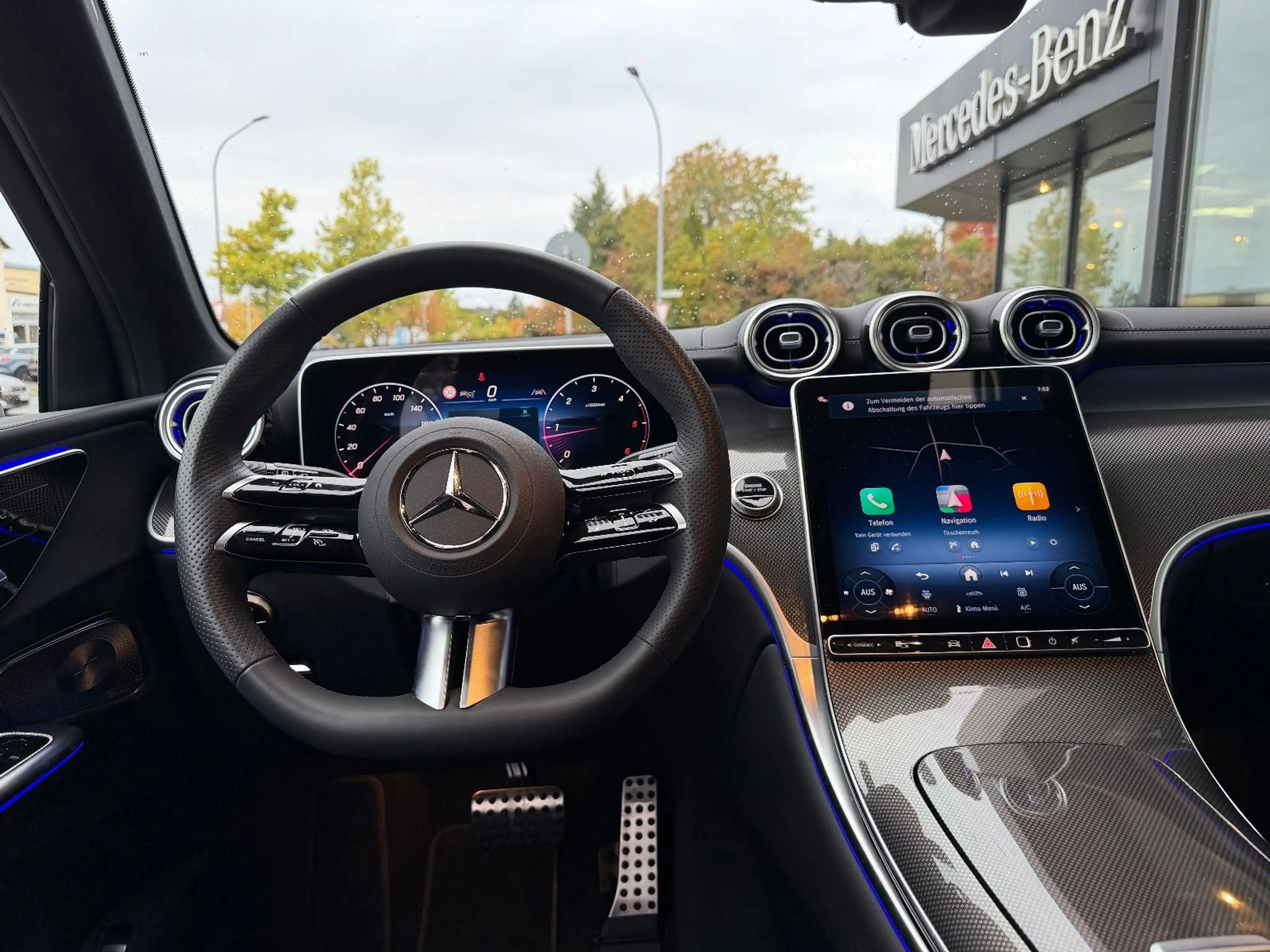 Mercedes-Benz GLC 220 d 4M AMG, NIGHT, AHK, Distro, Burmes, 20" — photo 10