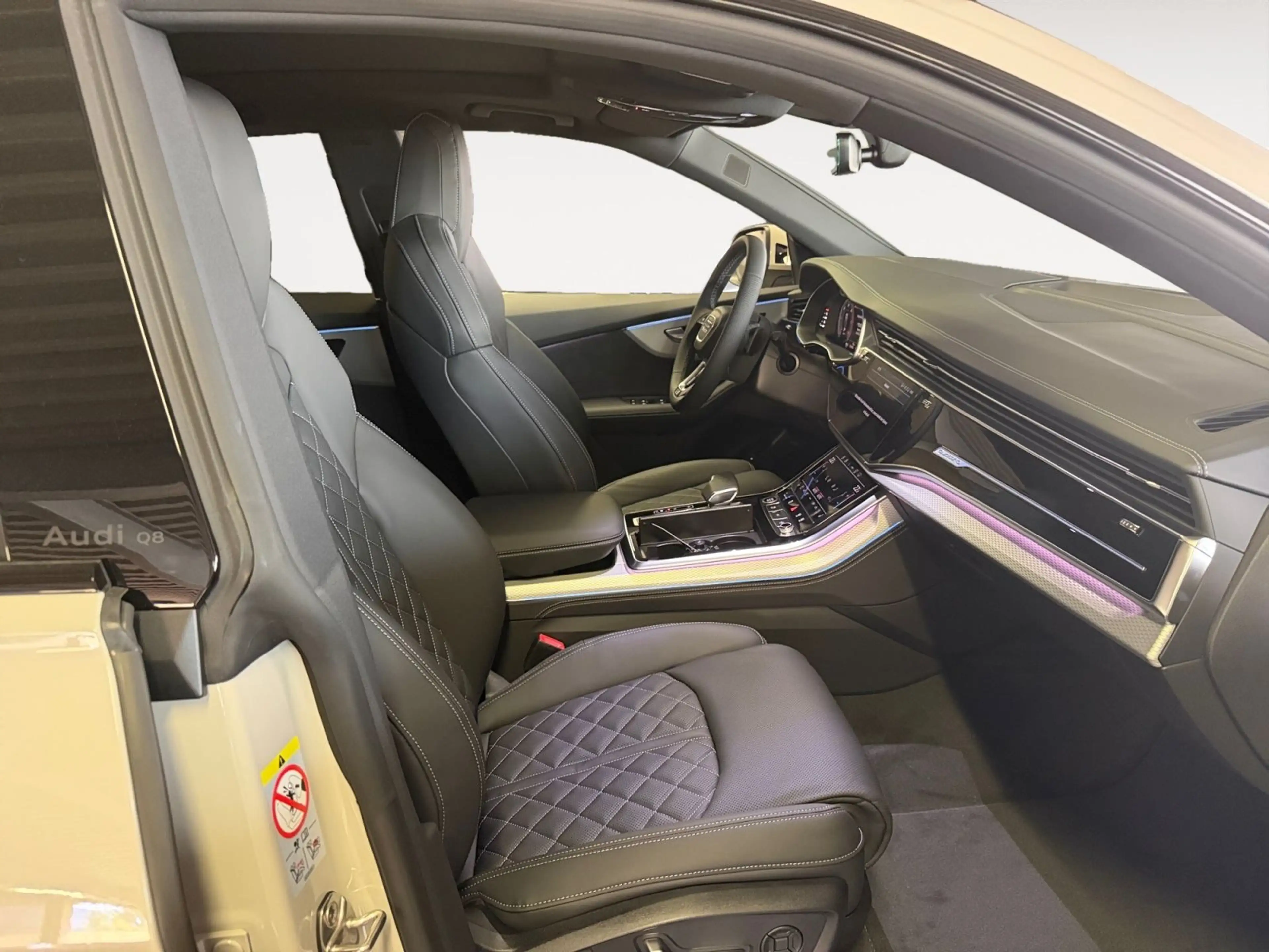 Audi Q8 50TDI -28%/be/Allrad/Remote+/Mtx/HUD/23 — photo 11