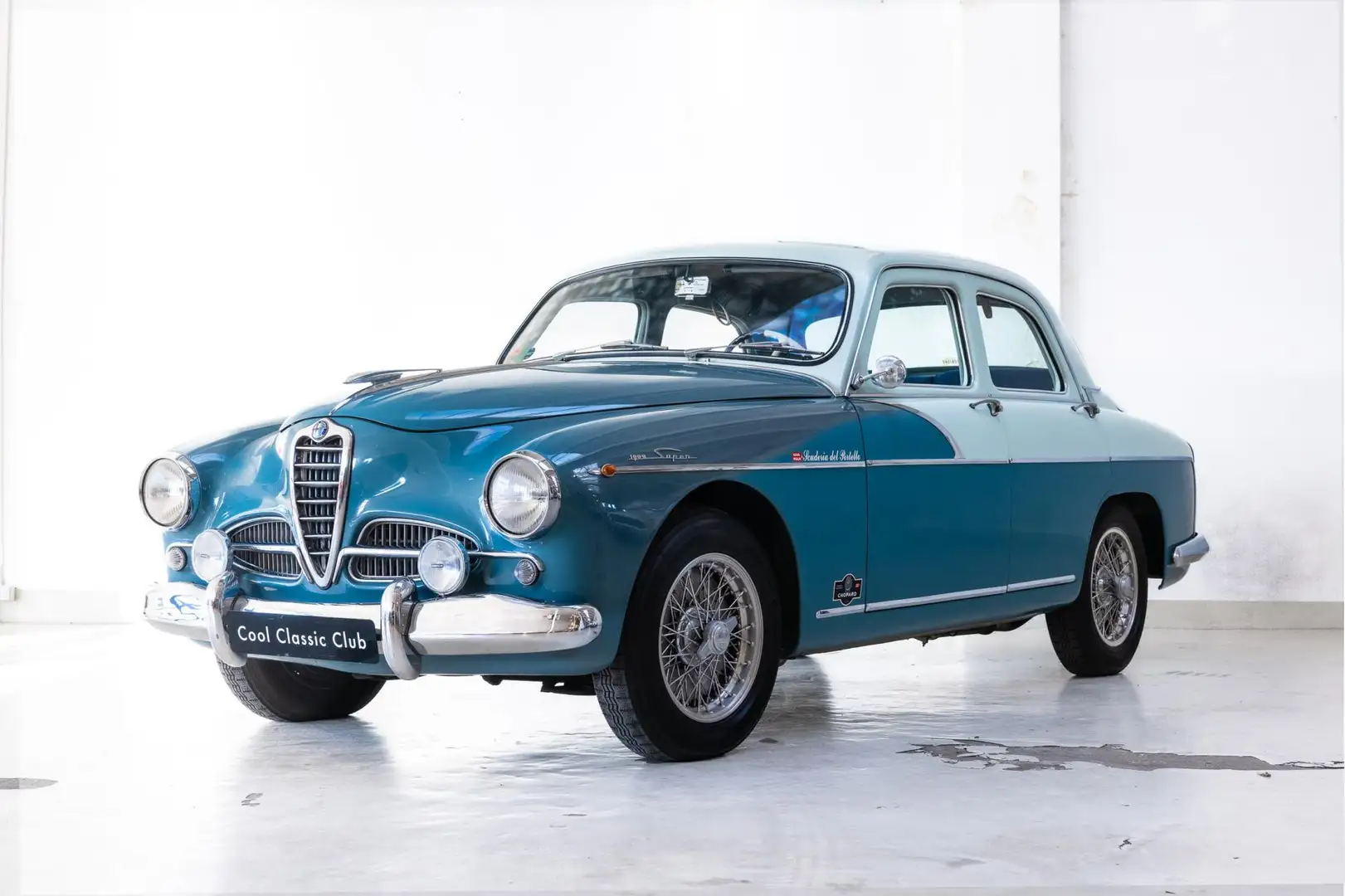 Alfa Romeo 1900 Super Bicolore - Mille Miglia Ready - Origina - 1