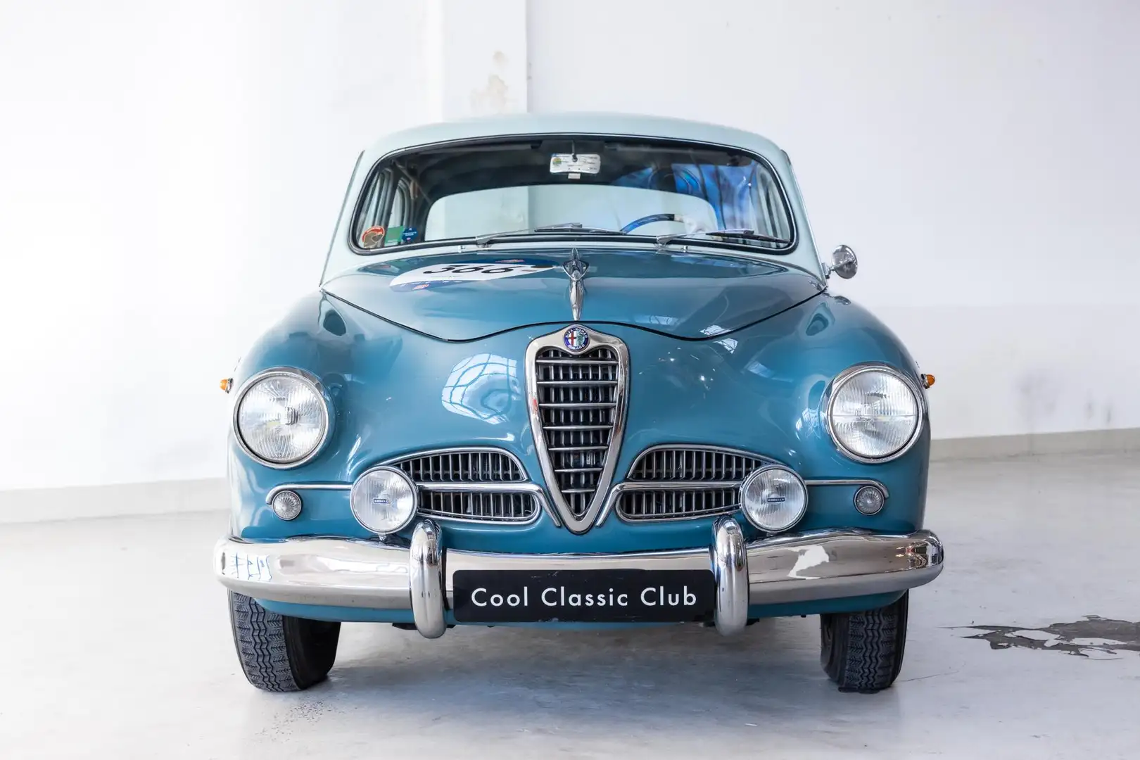 Alfa Romeo 1900 Super Bicolore - Mille Miglia Ready - Origina - 2