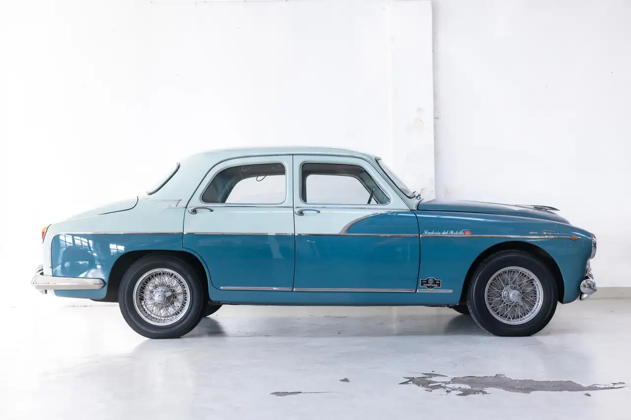 Alfa Romeo 1900 Super Bicolore - Mille Miglia Ready - Origina, foto 3