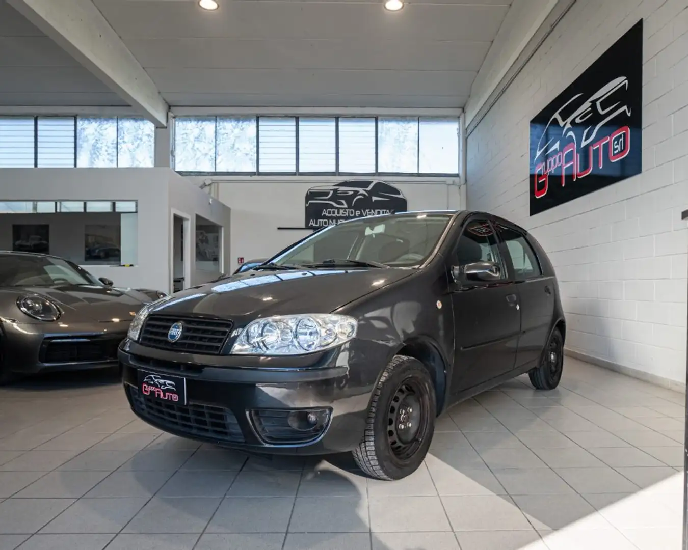 Fiat Punto 1.2 16V 5p. Emotion *NEOPAT*DISTRIBUZIONE OK* Nero - 1