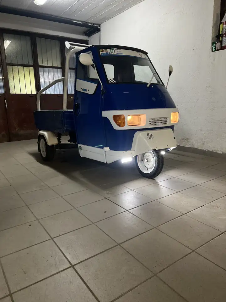 Piaggio Ape
