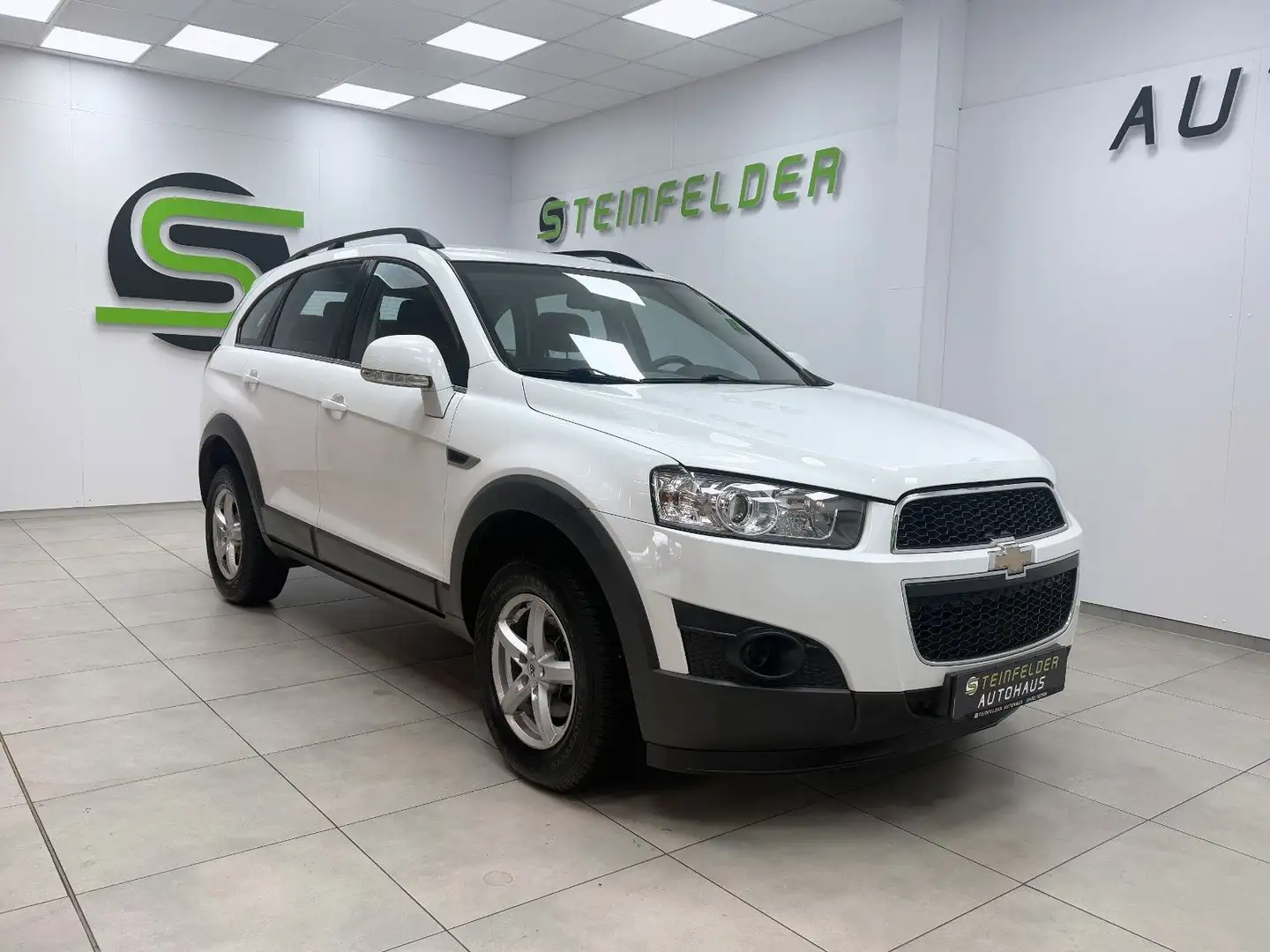 Chevrolet Captiva 2.2 D LS / 7 SITZE / KLIMA / ALUFELGEN Weiß - 1