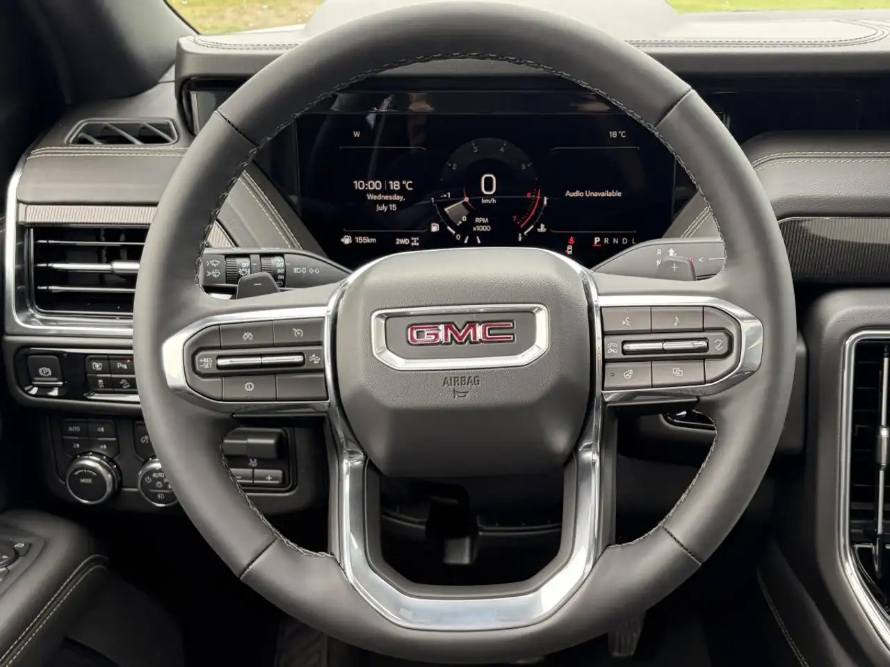GMC Yukon photo GMC Yukon