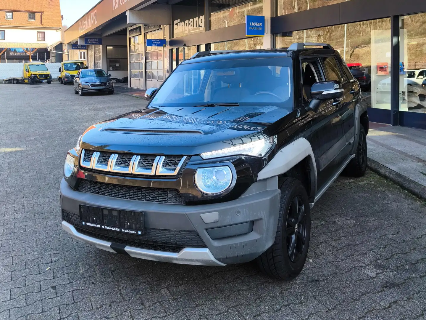 BAIC BJ20 Noir - 1
