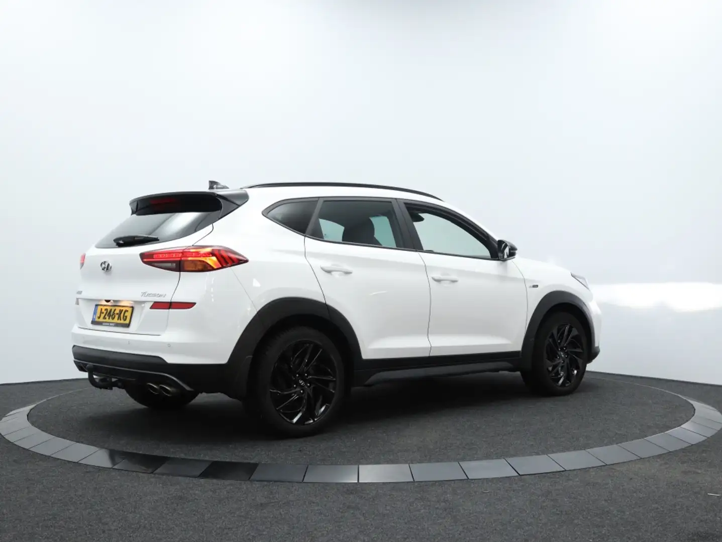 Hyundai TUCSON 1.6 T-GDI N-Line 4WD | Panoramadak | Navigatie | C Wit - 2