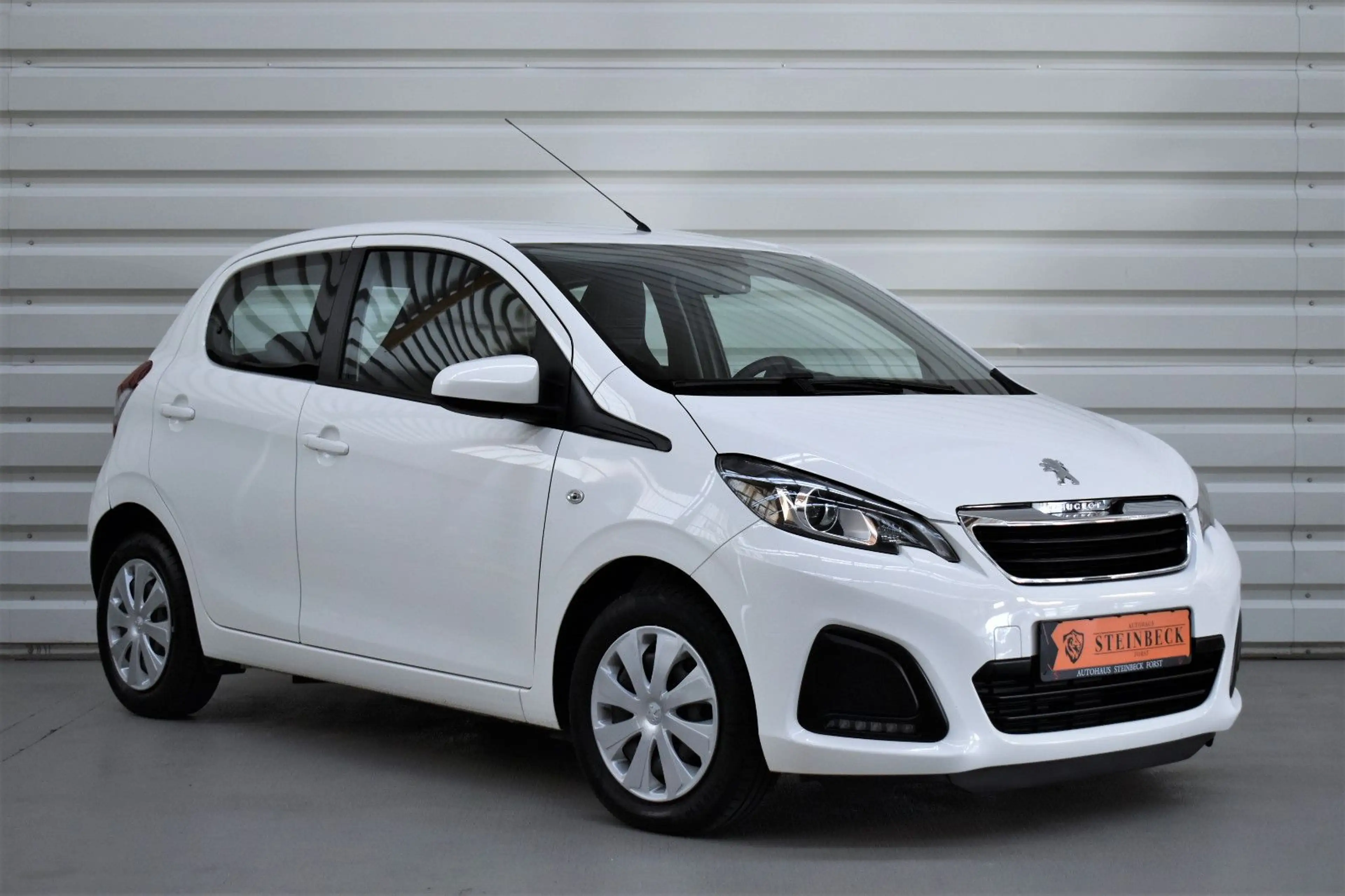 Peugeot 108 Active+Bluetooth+Allwetter+4-Türer+Klima