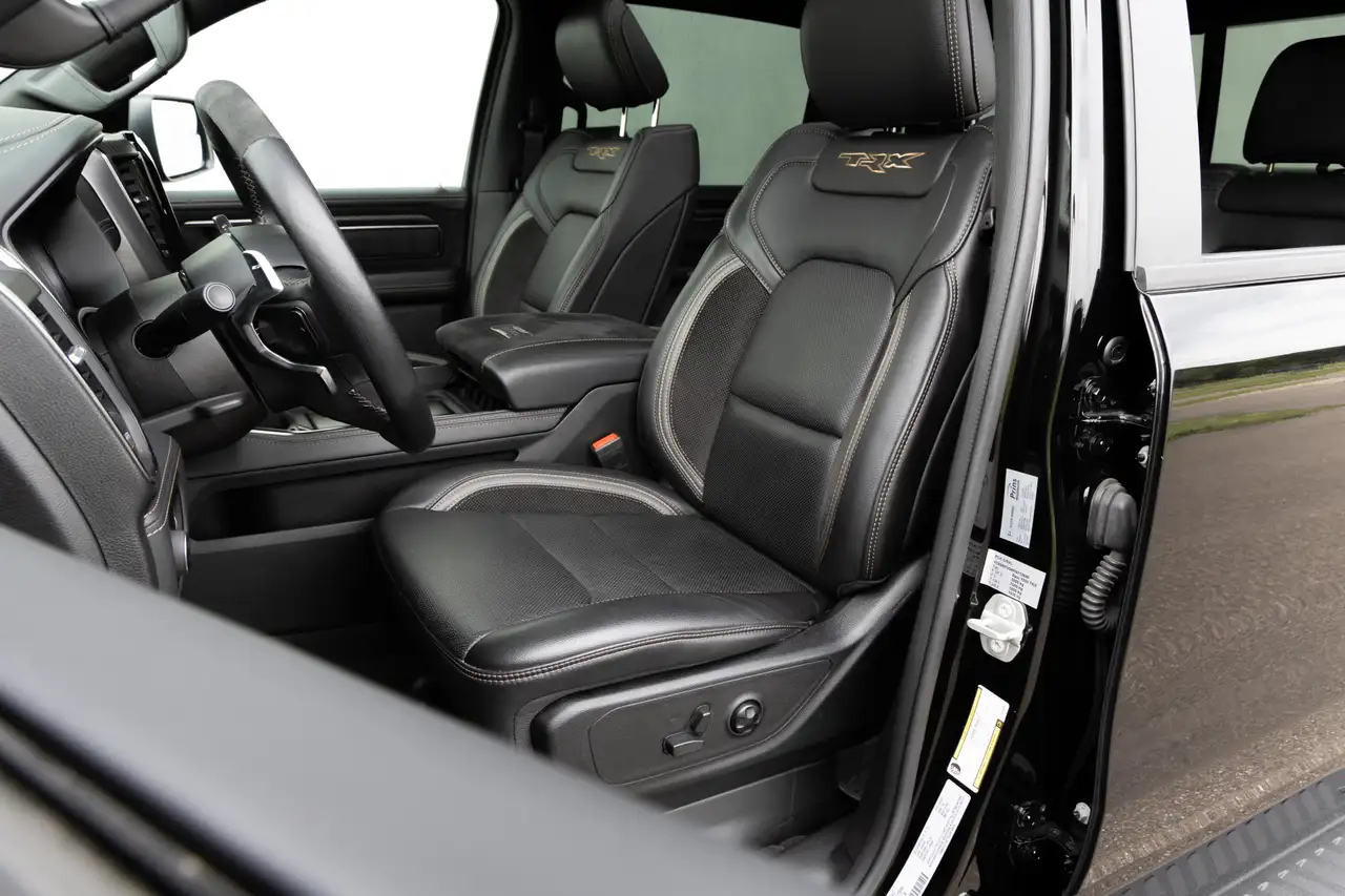 Dodge RAM 2024 — фото 10