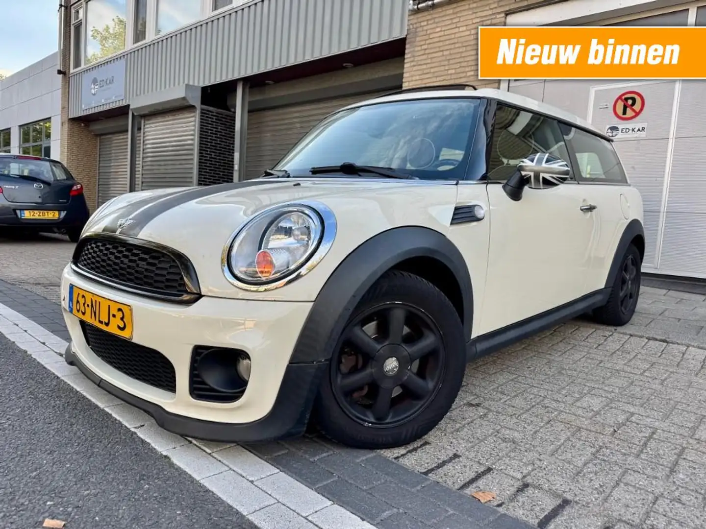MINI One Clubman 1.6 One Business Line AUT LEER PANO NAP APK 10-202 Weiß - 1