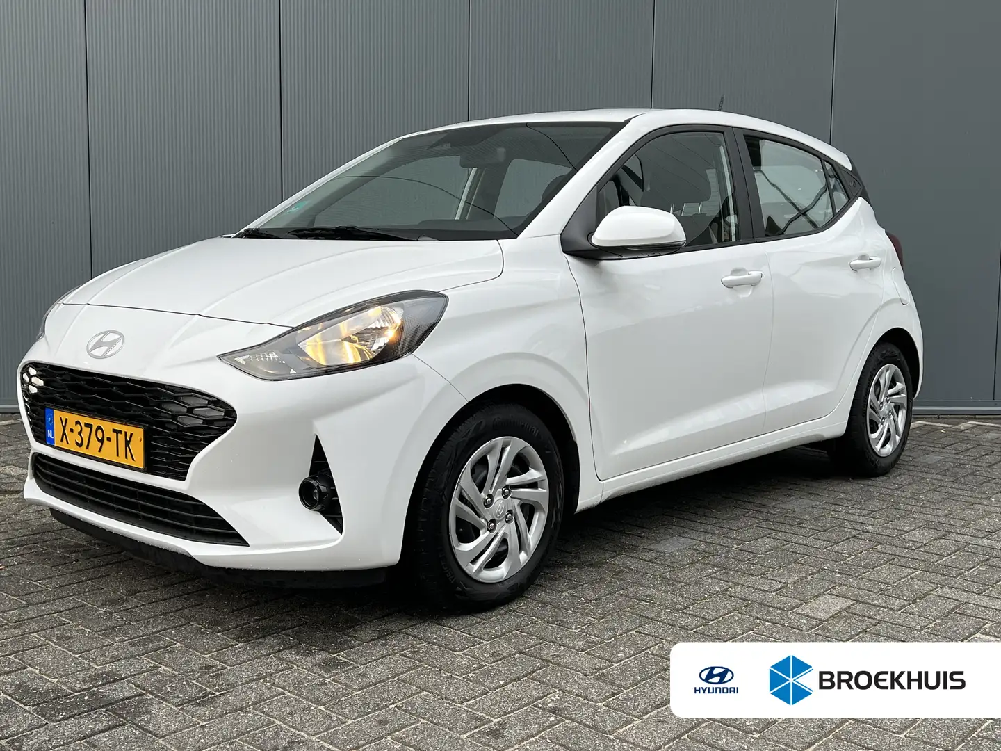 Hyundai i10 1.0 66pk Comfort Smart | LED | Airco | Carplay | N Blanc - 1