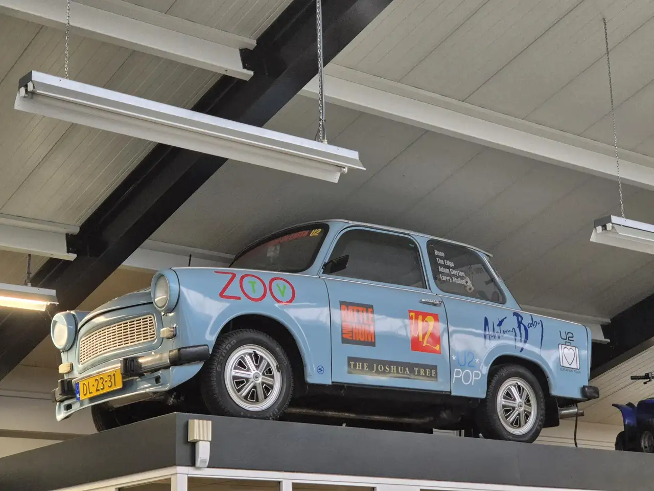 Trabant Trabant 601 Standaard U2 ACHTUNG BABY!, foto 3