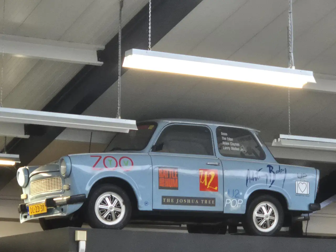 Trabant Trabant 601 Standaard U2 ACHTUNG BABY!, foto 6