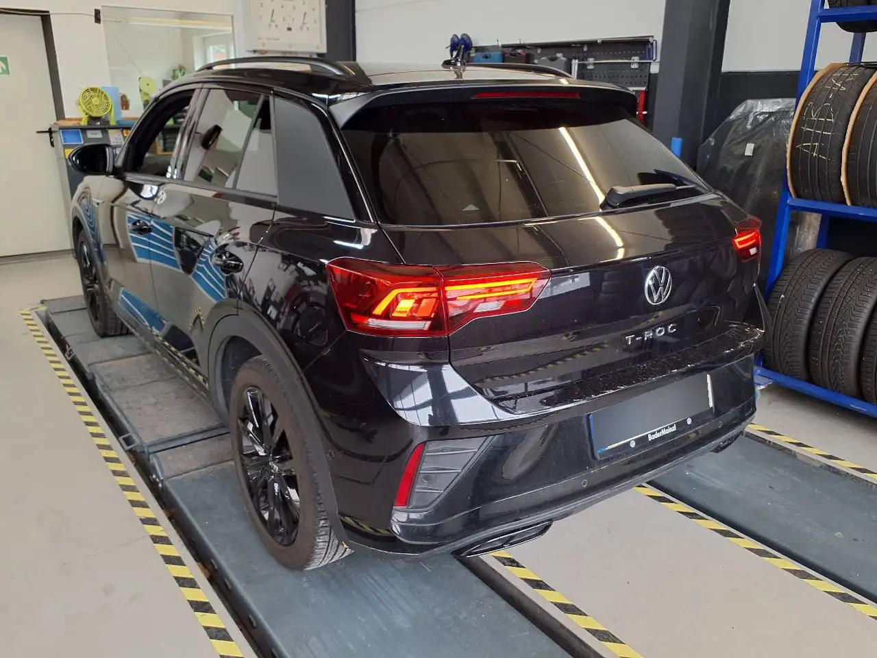 Volkswagen T-Roc, фото 3