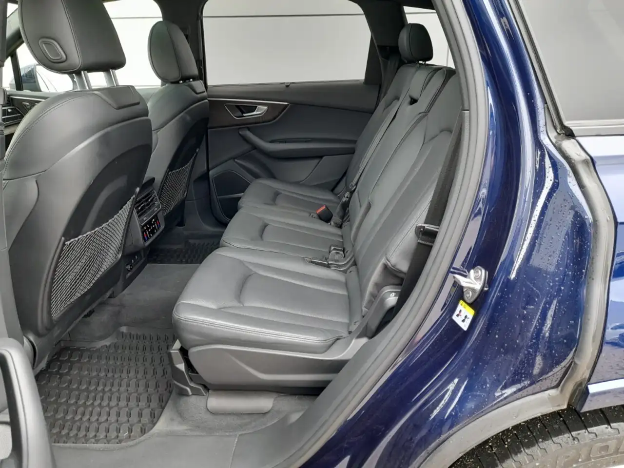 Audi Q7 снимка Audi Q7